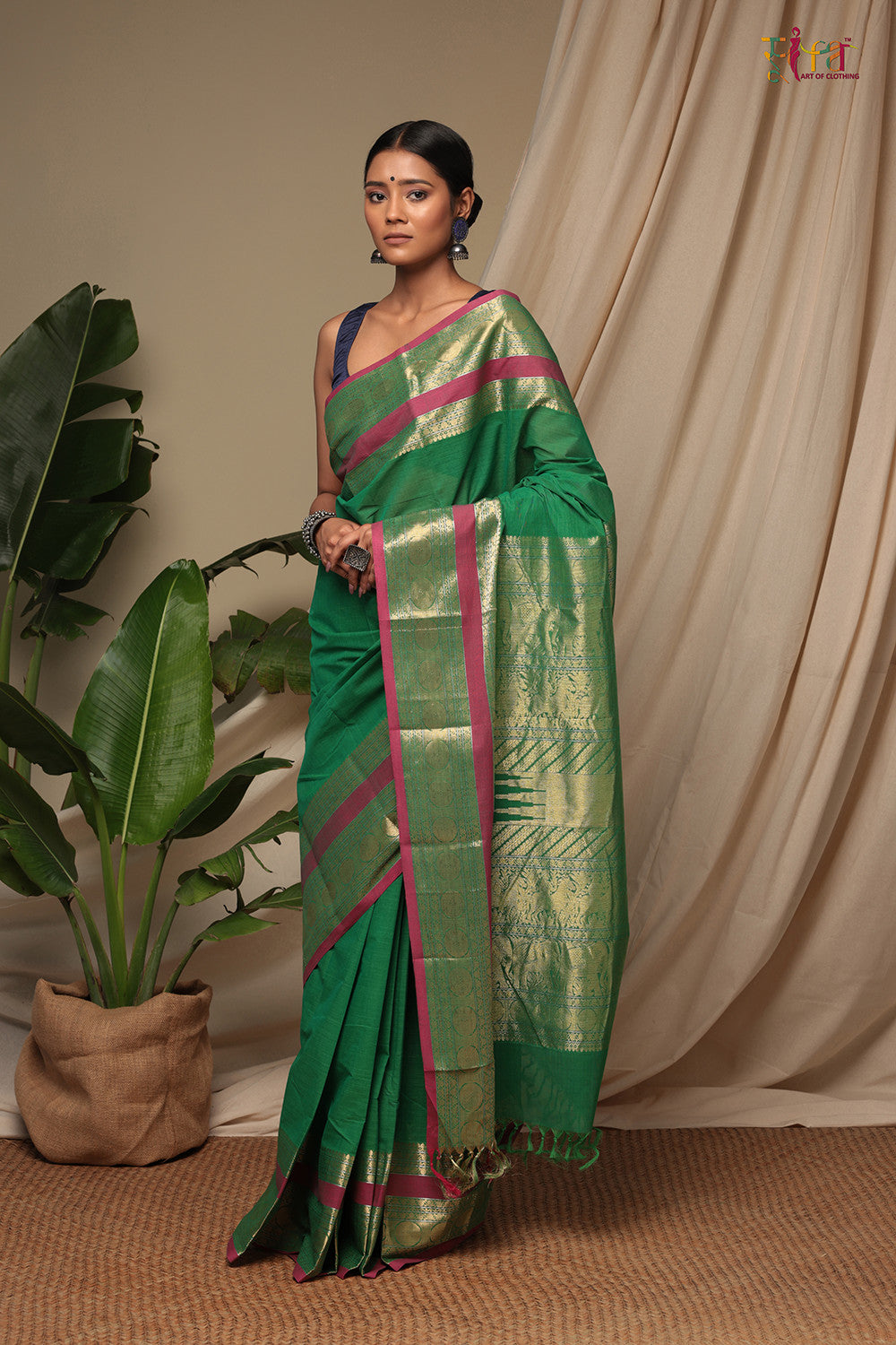 Handloom Forest Green Kanchi Cotton Saree With Exquisite Gold Zari Border & Pallu