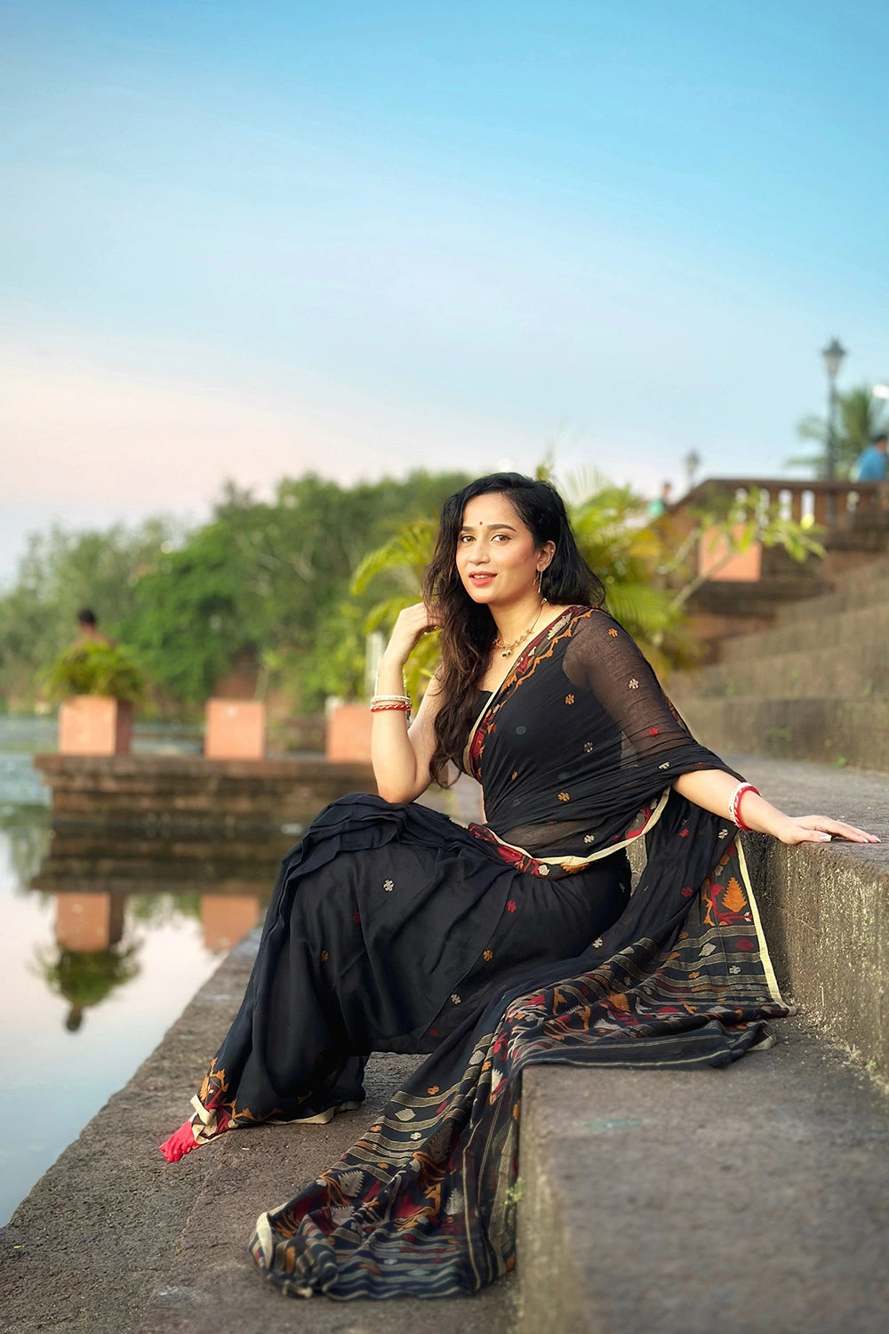 Handloom Black Pure Cotton Jamdani Saree with Multi colour border