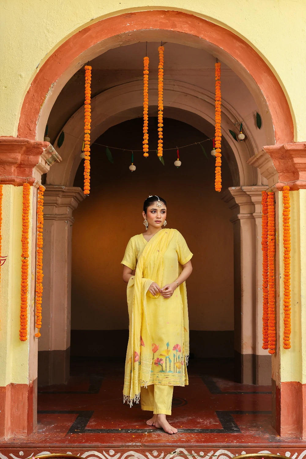 Handloom Yellow Pure cotton Jamdani Kurta Set With Dupatta