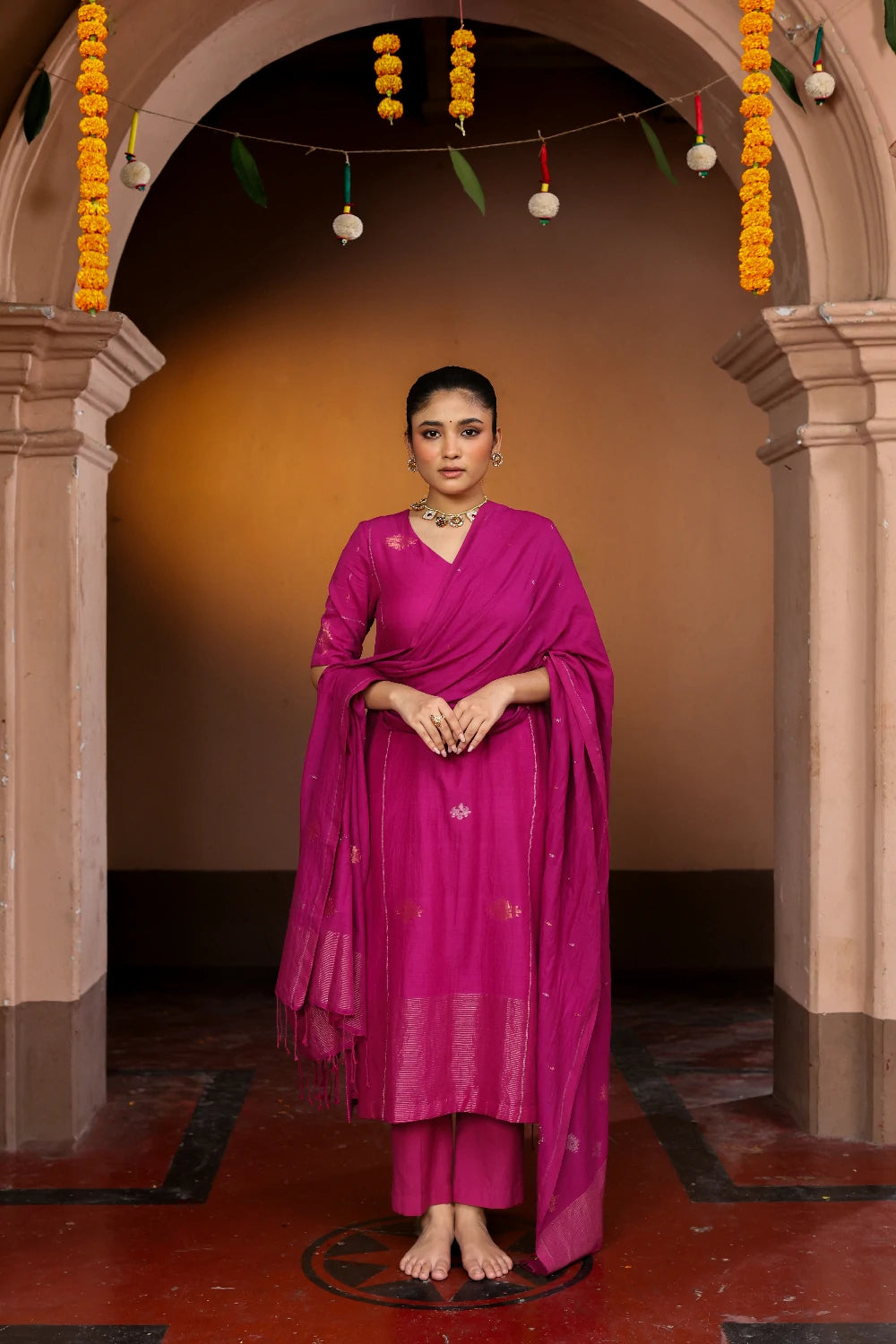 Handloom Rani Pink Pure cotton Zari Jamdani Kurta Set With Dupatta