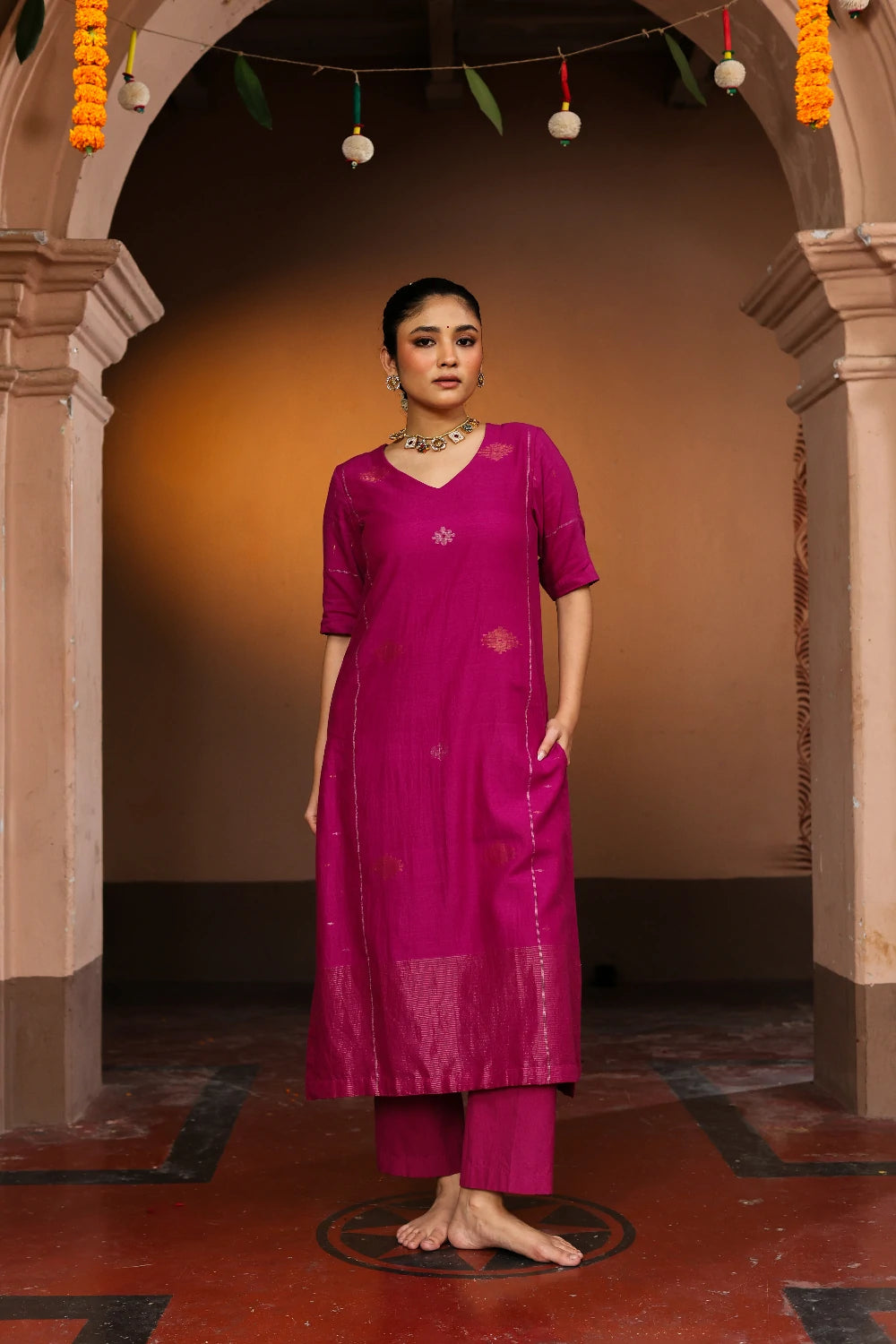 Handloom Rani Pink Pure cotton Zari Jamdani Kurta Set With Dupatta