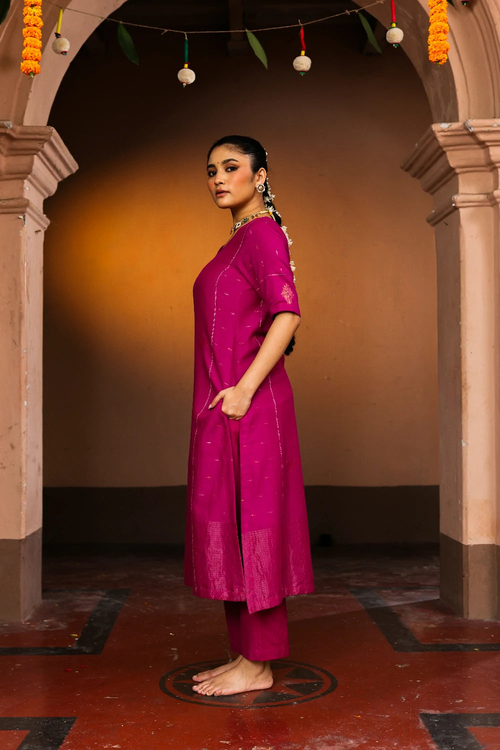 Handloom Rani Pink Pure cotton Zari Jamdani Kurta Set With Dupatta