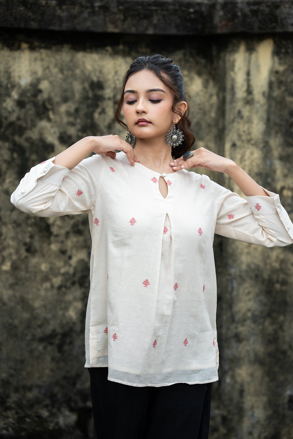 Ivory Petal Handwoven Jamdani Top