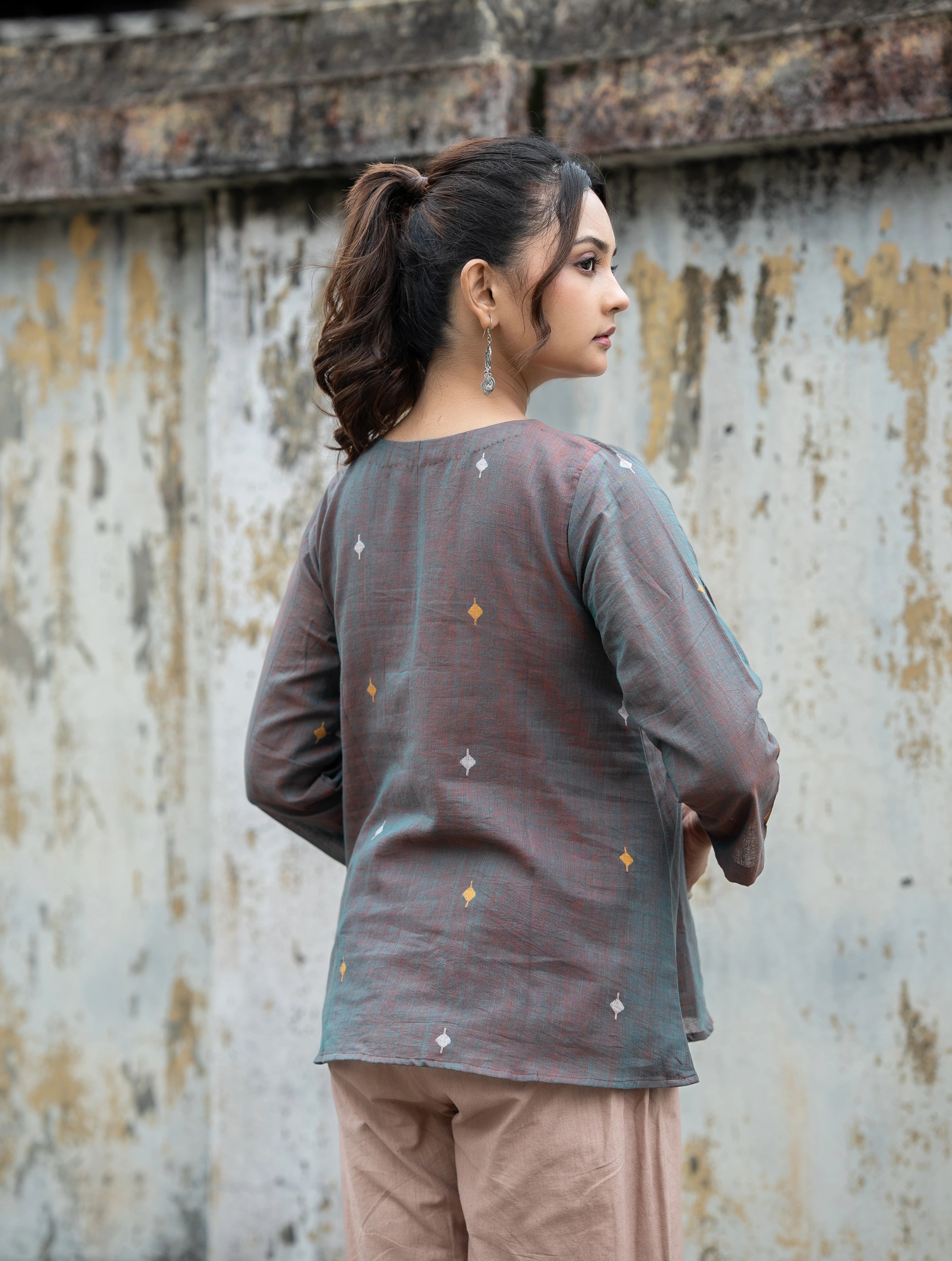 Brown Duo Tone Jamdani Hand-Woven Top