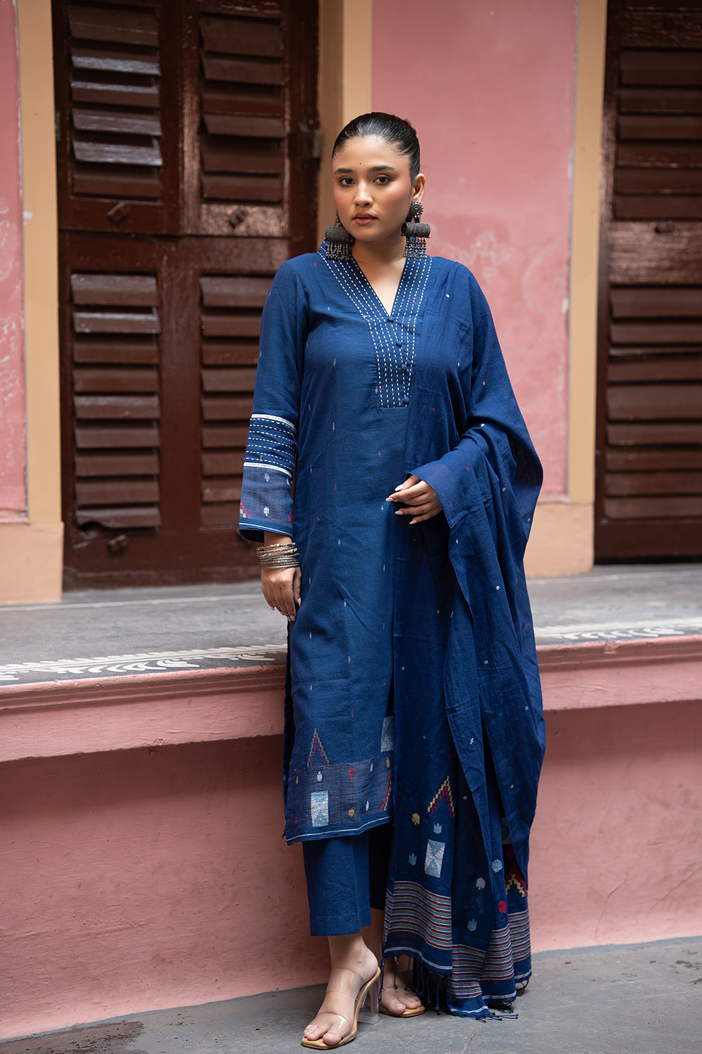 Blue Handwoven Jamdani Cotton Kurta Set With Dupatta