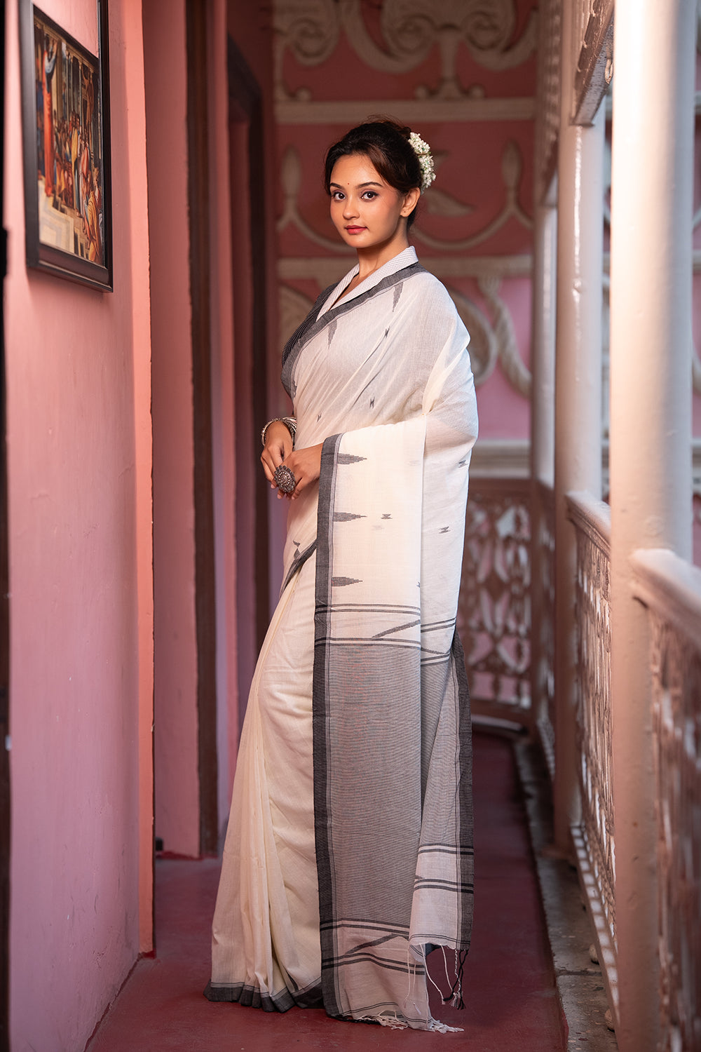 Ivory Whisper Jamdani Saree