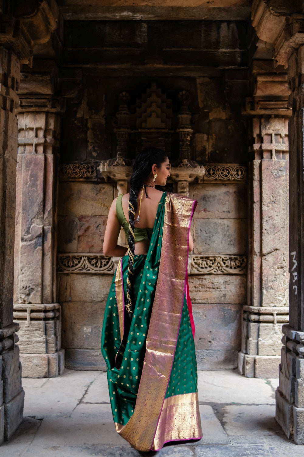 Handloom Dark Green Kanchipattu Pure Silk Saree