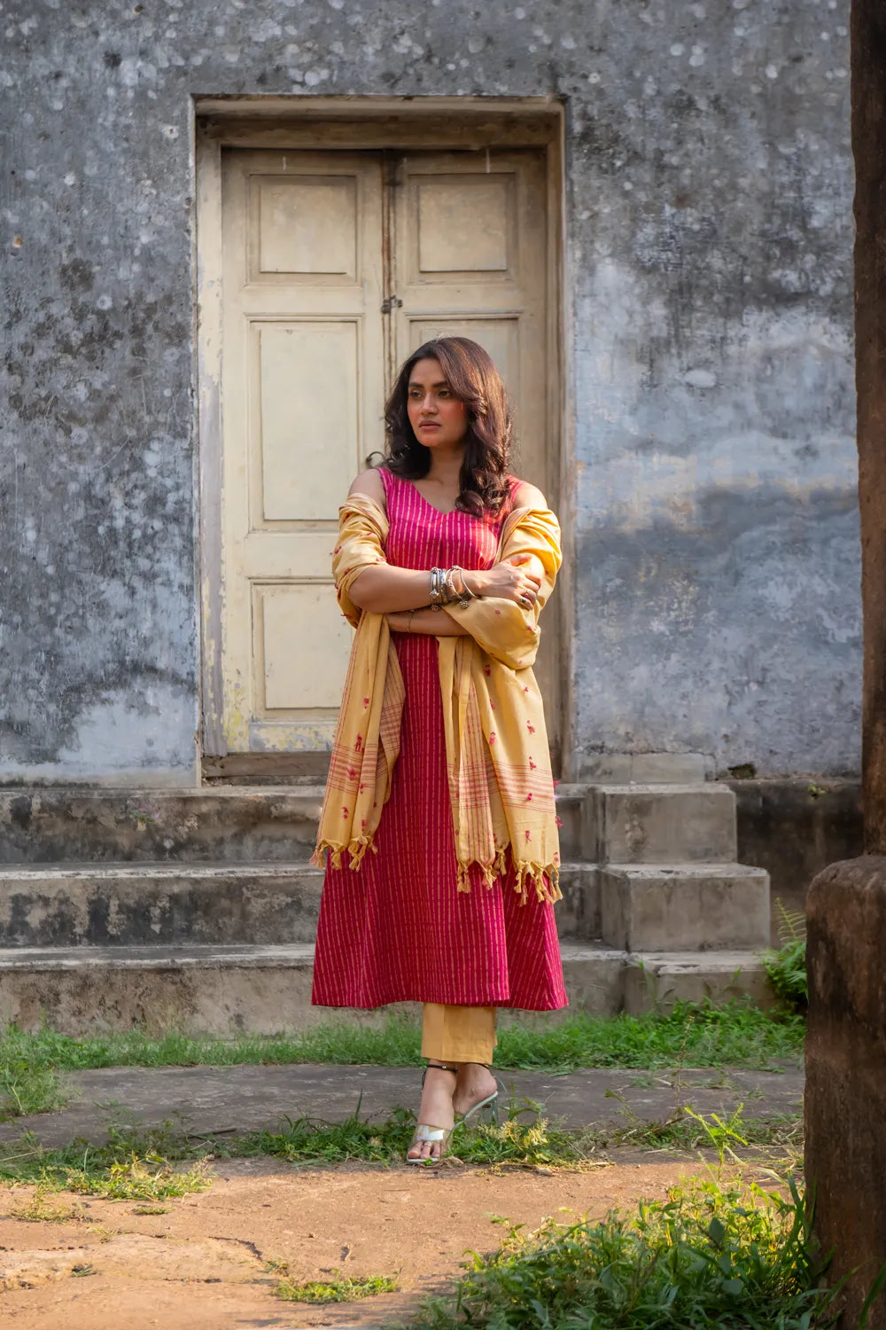 Pink & Beige Woven Suit Set with Subtle Buti & Dupatta