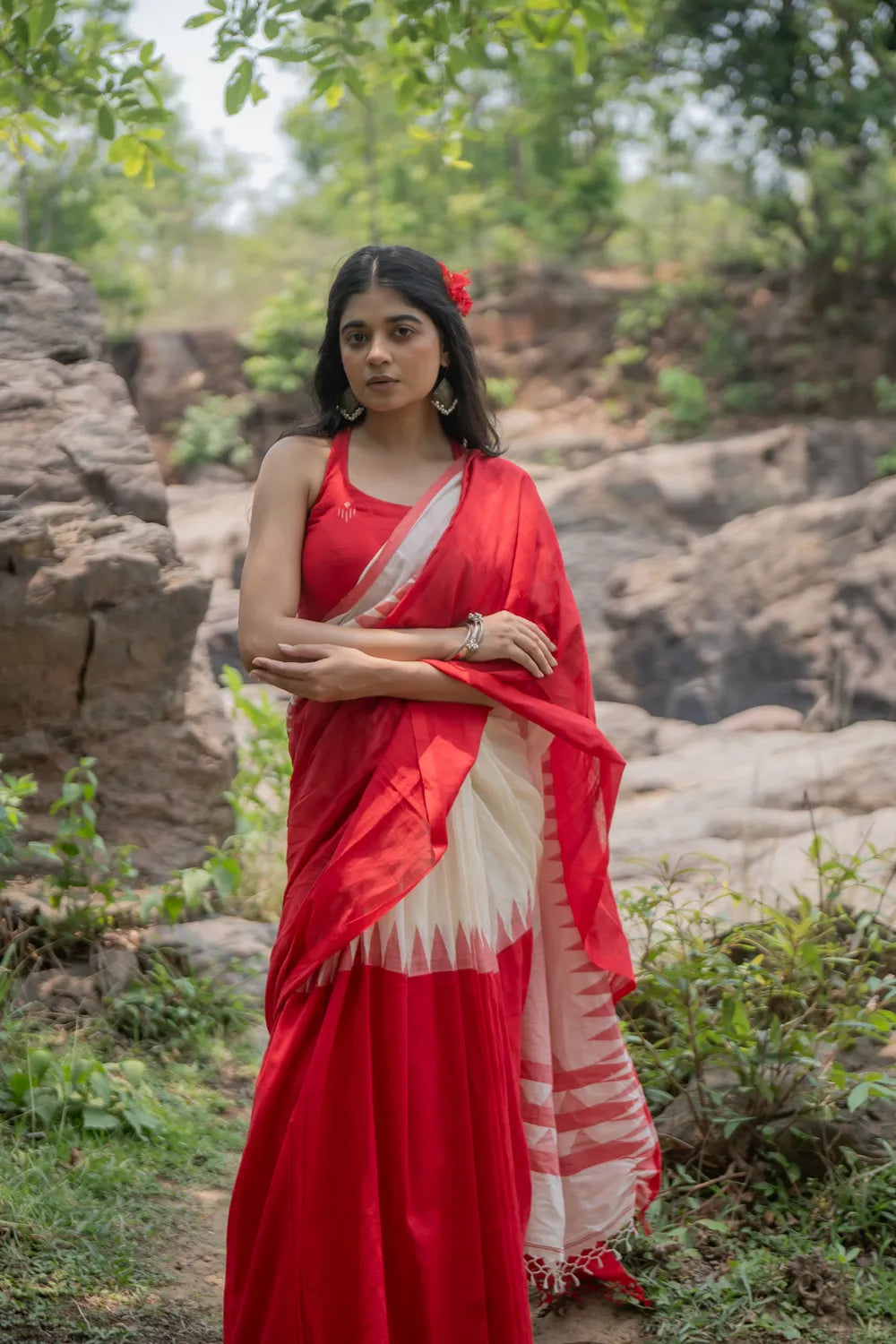 Handloom White & Red Mountain Jamdani Soft Cotton Saree