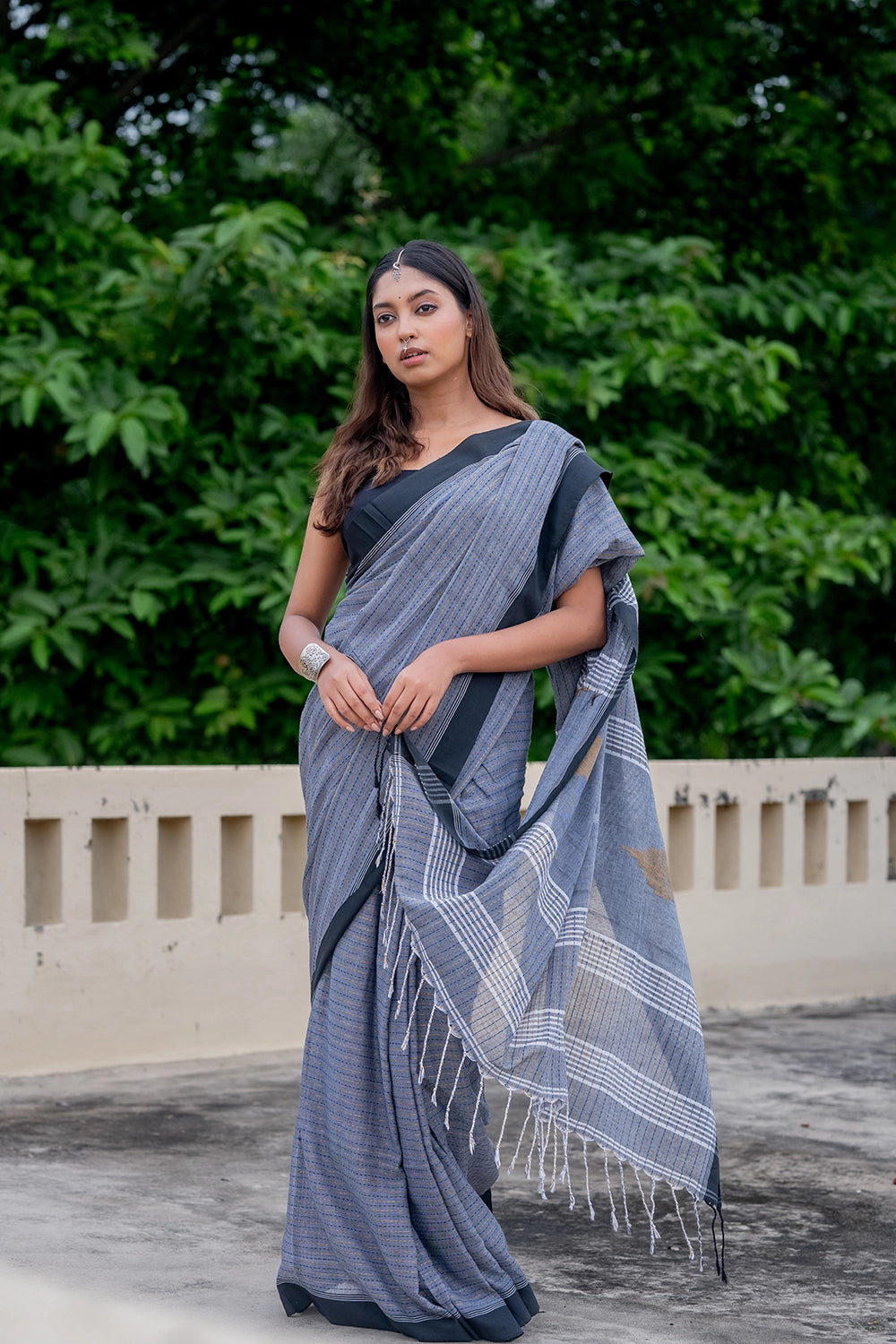 Handloom Grey Pure Cotton Jamdani Saree with Black Border