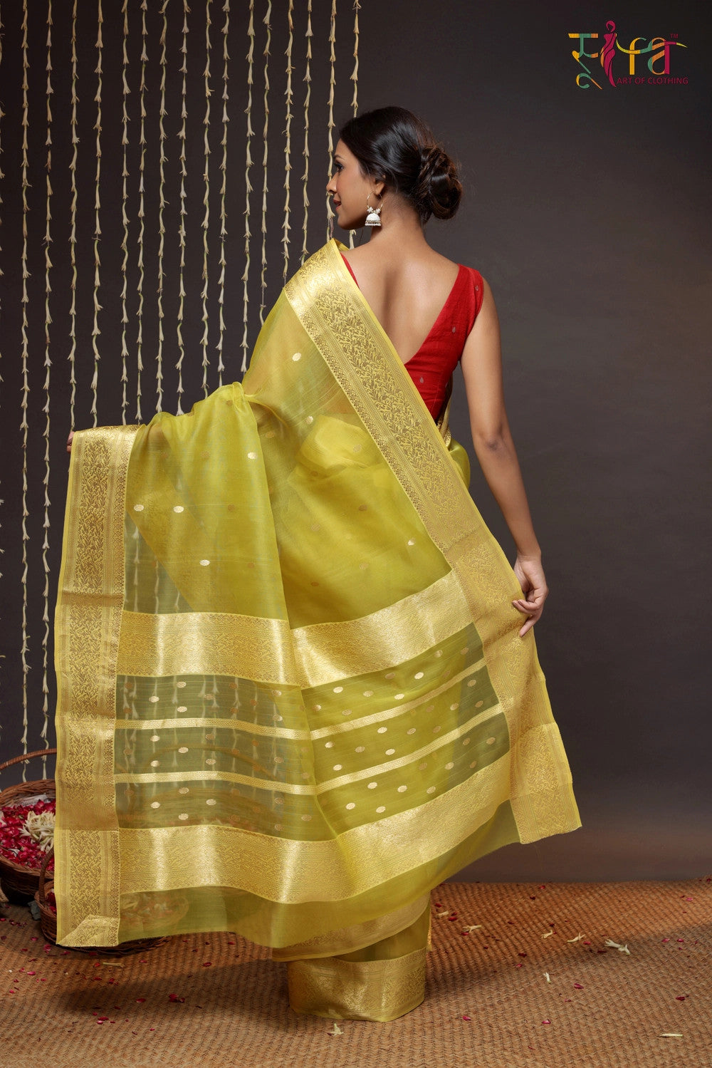 Shorshe Clothing Handloom Chanderi Saree With Blouse | Yellow, Handloom  Chanderi, Round, Sleeveless