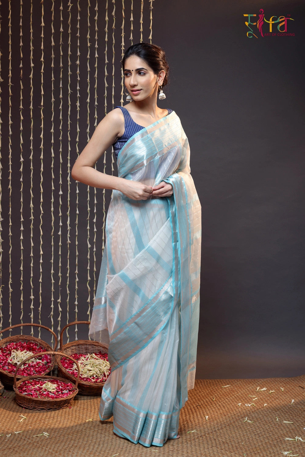 Buy Ivory White Dola Silk Saree WIth Silver And Gold Jaal Embroidery In  Floral Pattern