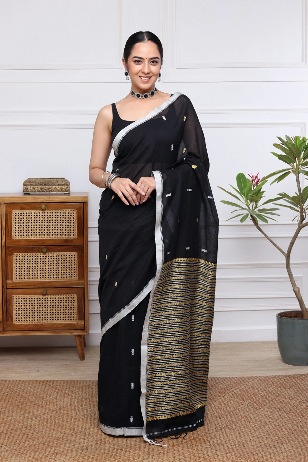 Handloom Black Pure Cotton Saree