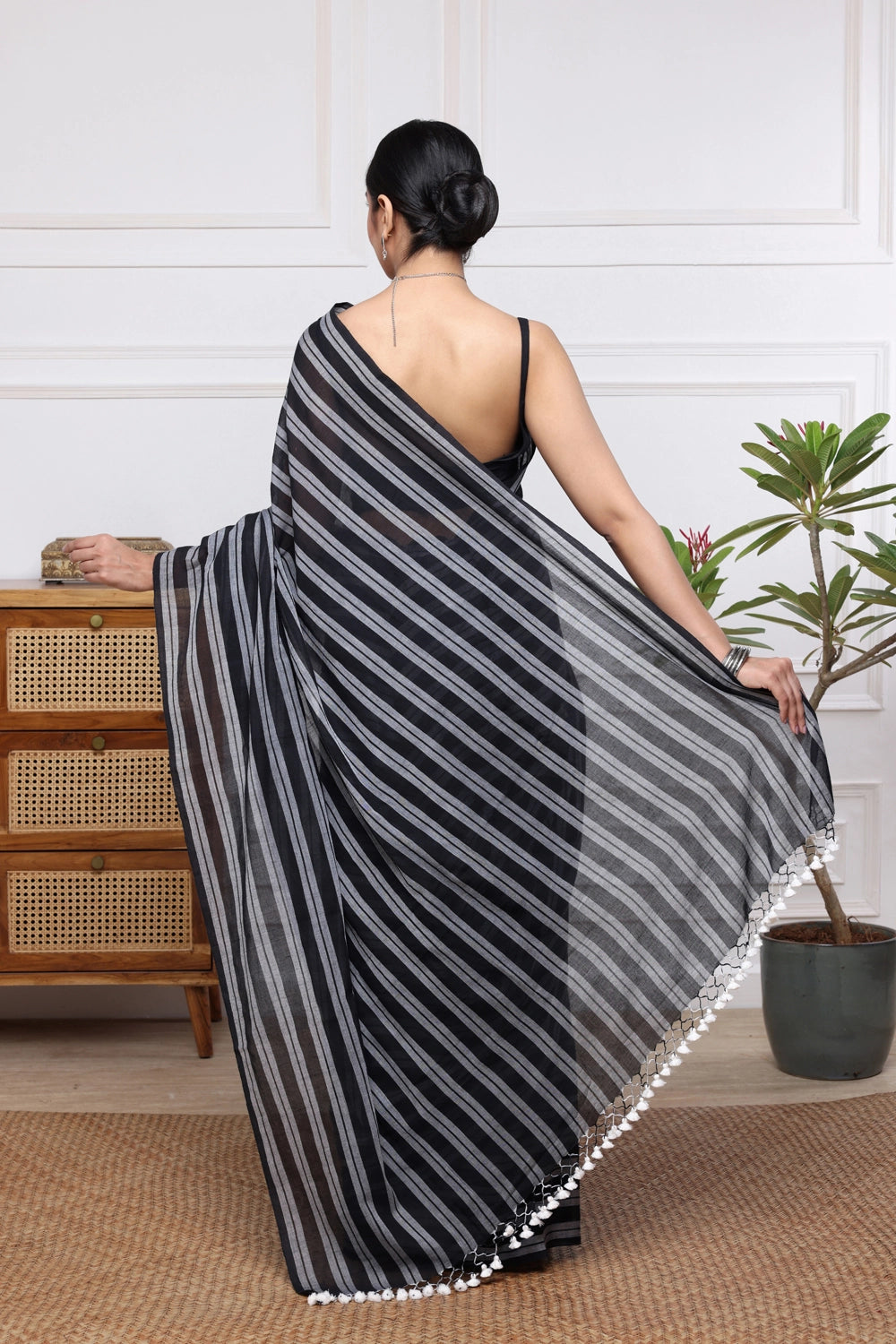 Handloom Black & Grey Stripes Mulmul Saree