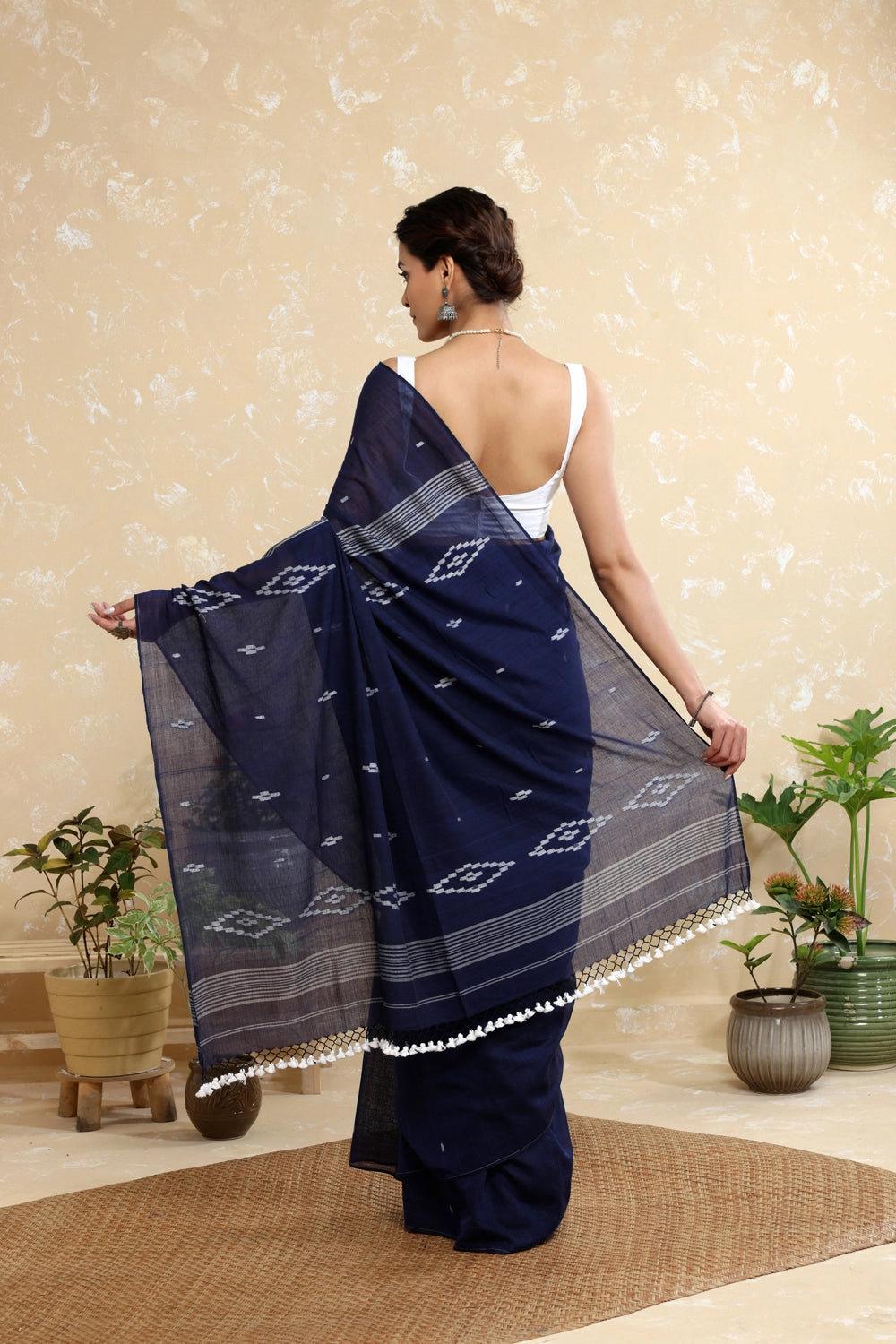 Handloom Navy Blue Mulmul Jamdani Saree With Tassels