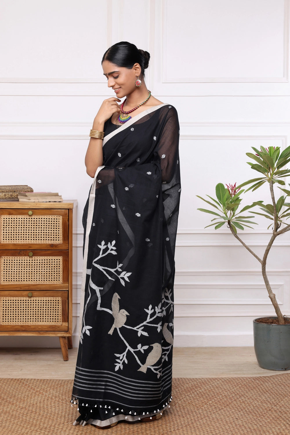 Handloom Black Soft Cotton Jamdani  Saree with Brown Colour Bird Motifs