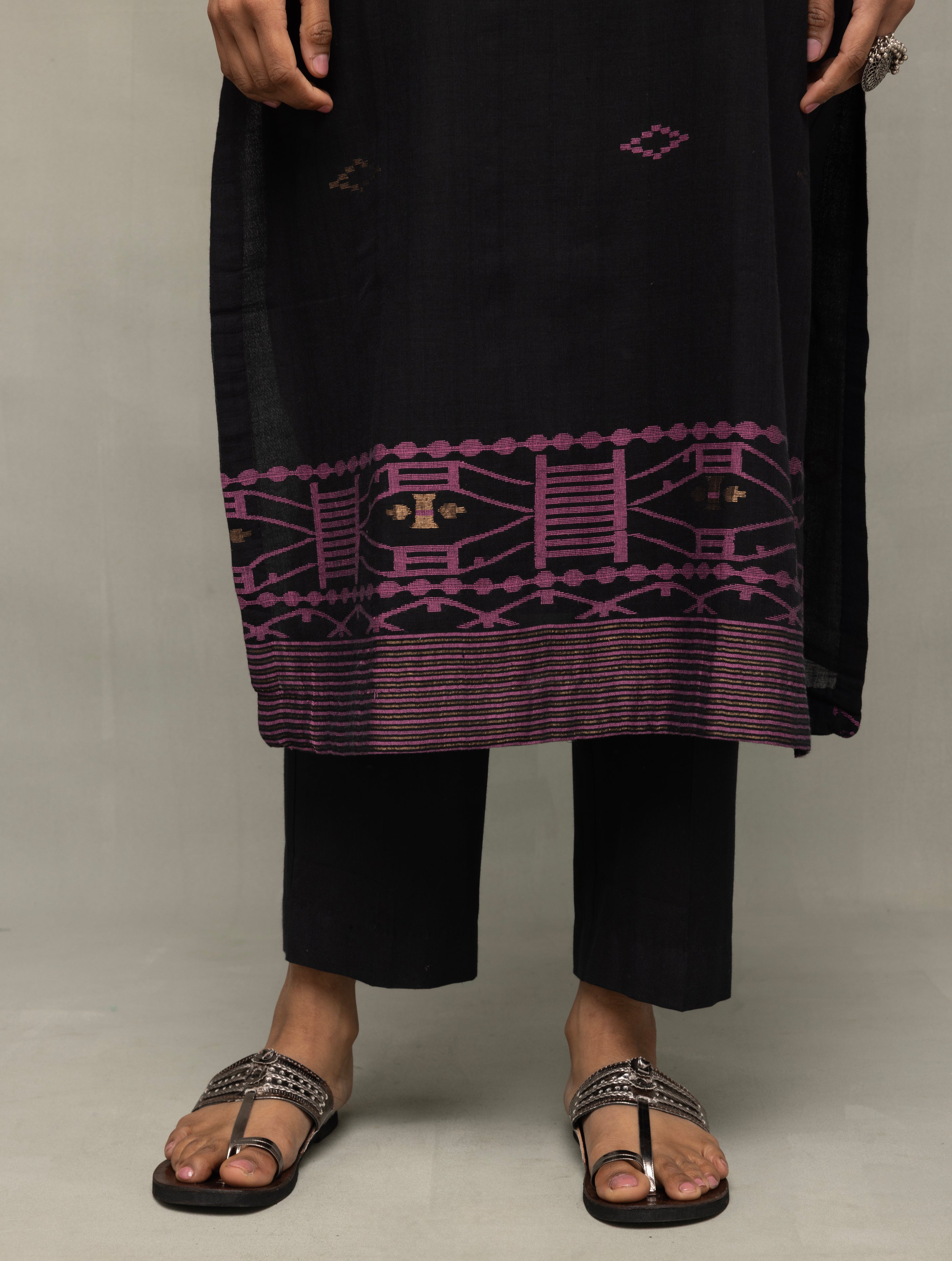 Handloom Black Pure Cotton Yantra Zari Jamdani Kurta Set WIth Dupatta