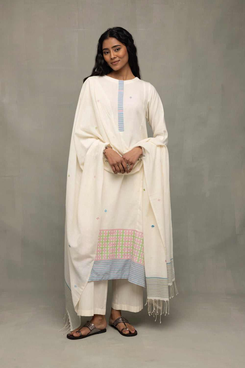 Ivory White Geometric Jamdani Kurta Set With Stripes Dupatta