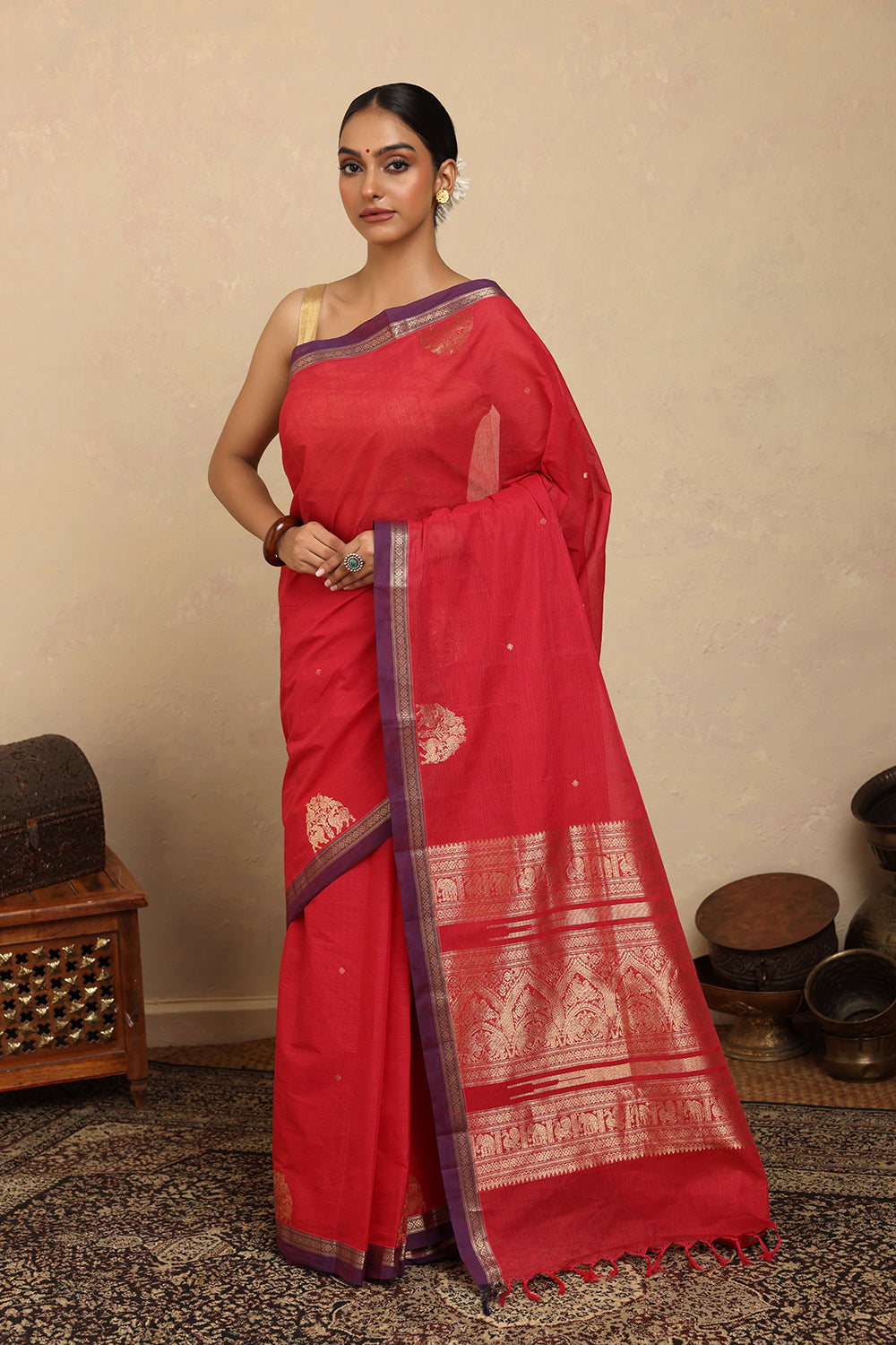 Handloom Red Gold Zari Motifs Kanchi Cotton Saree