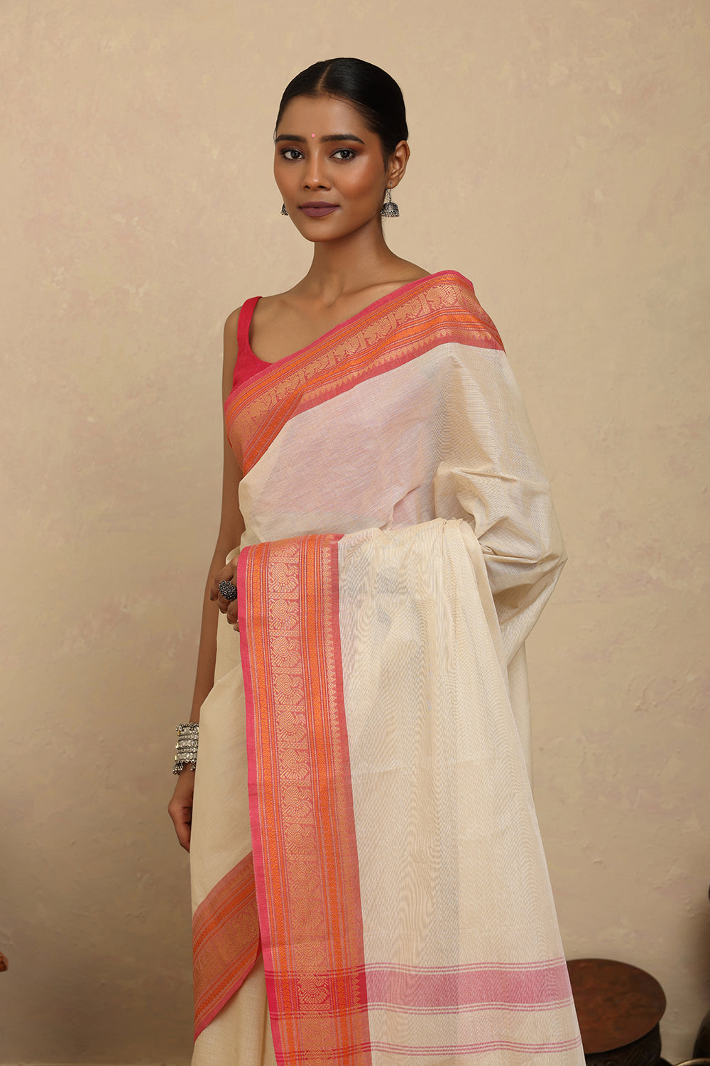 Handloom Off White Kanchi Cotton Saree with Woven Pink  Border