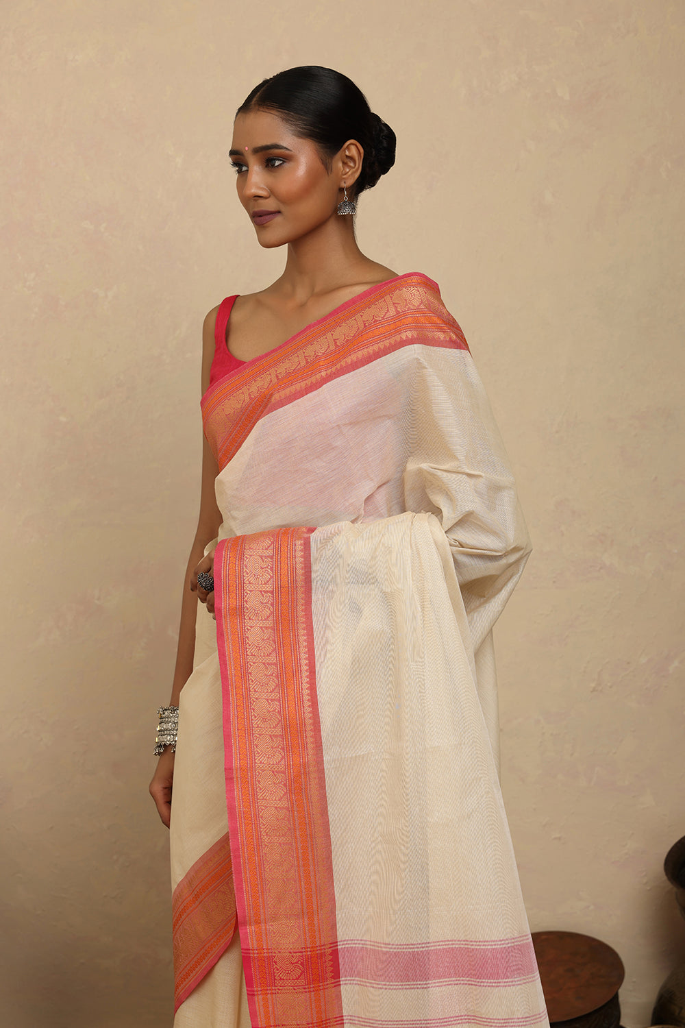 Handloom Off White Kanchi Cotton Saree with Woven Pink  Border