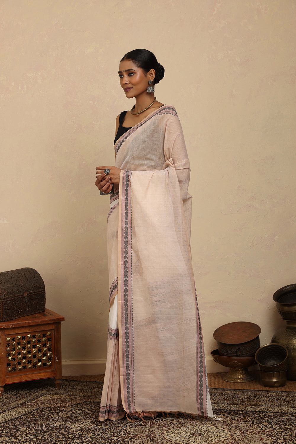 Handloom Beige and White Kanchi Cotton Saree