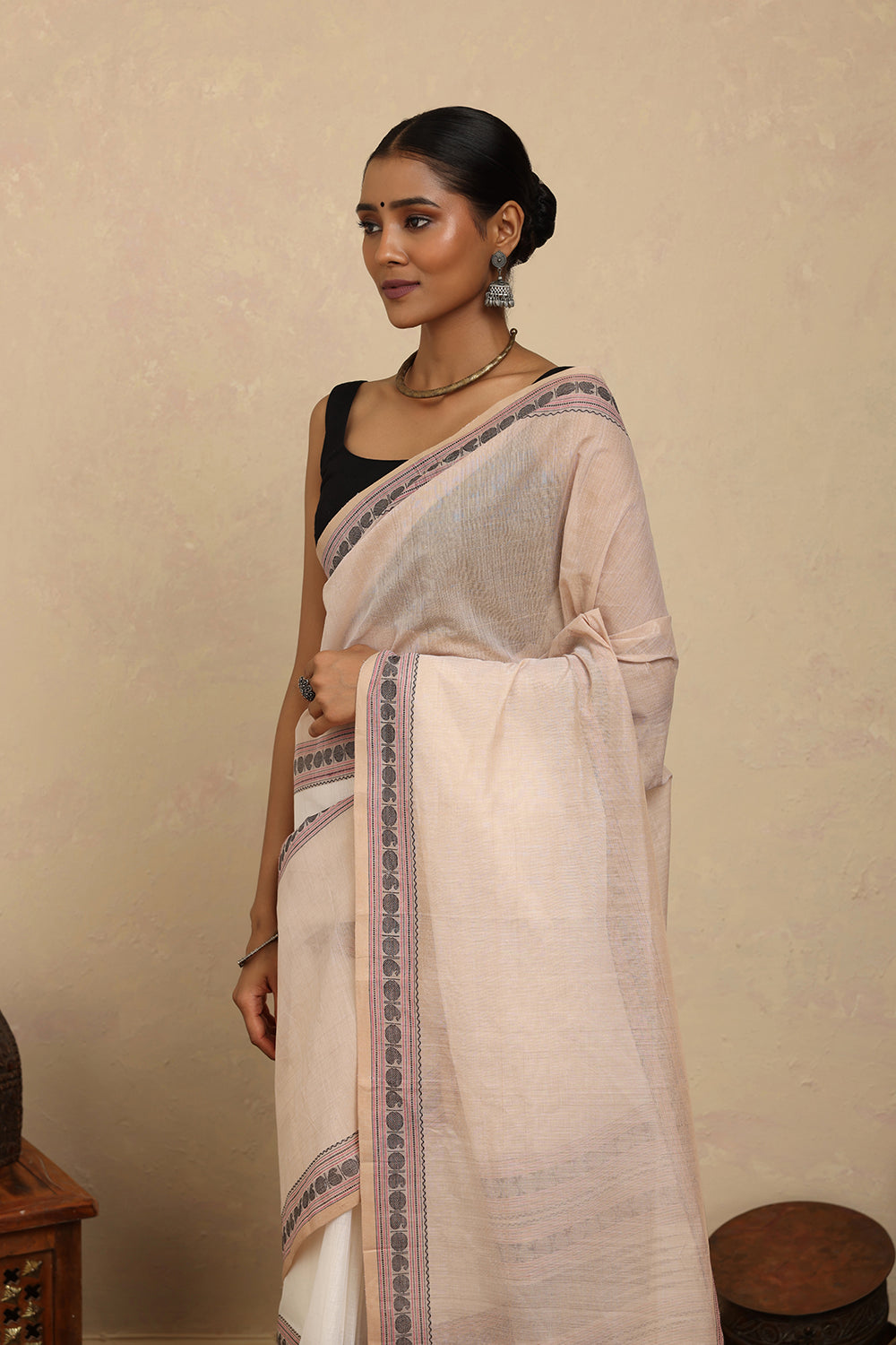 Handloom Beige and White Kanchi Cotton Saree