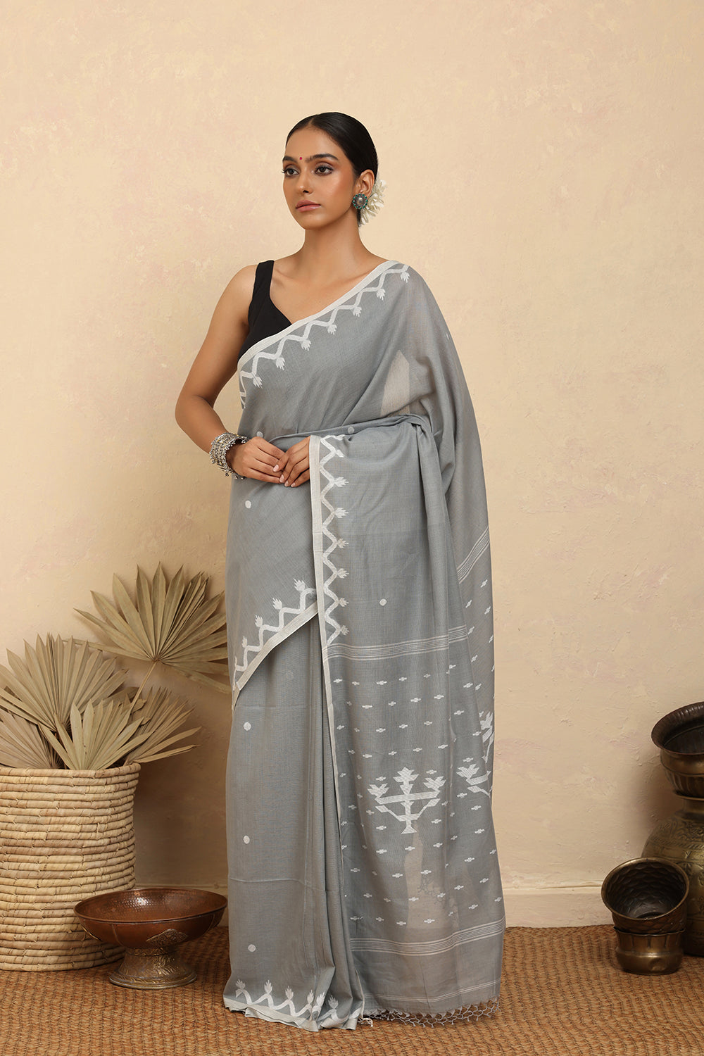 Handloom Grey Alpona Pure Cotton Jamdani Saree