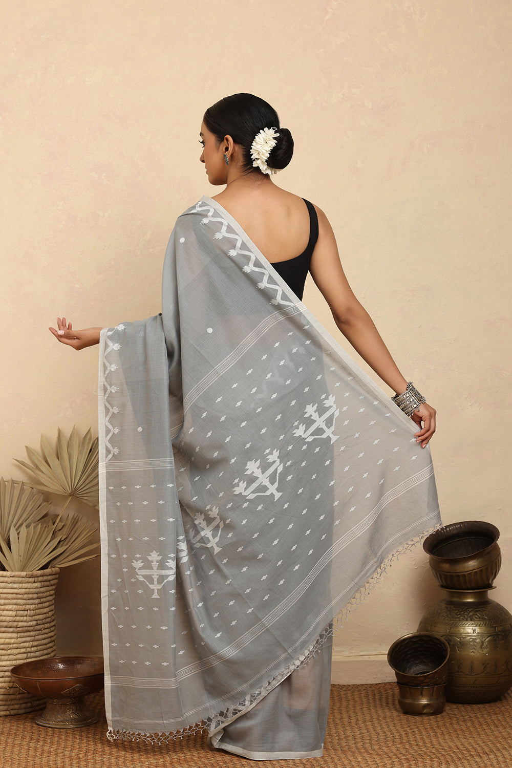Handloom Grey Alpona Pure Cotton Jamdani Saree