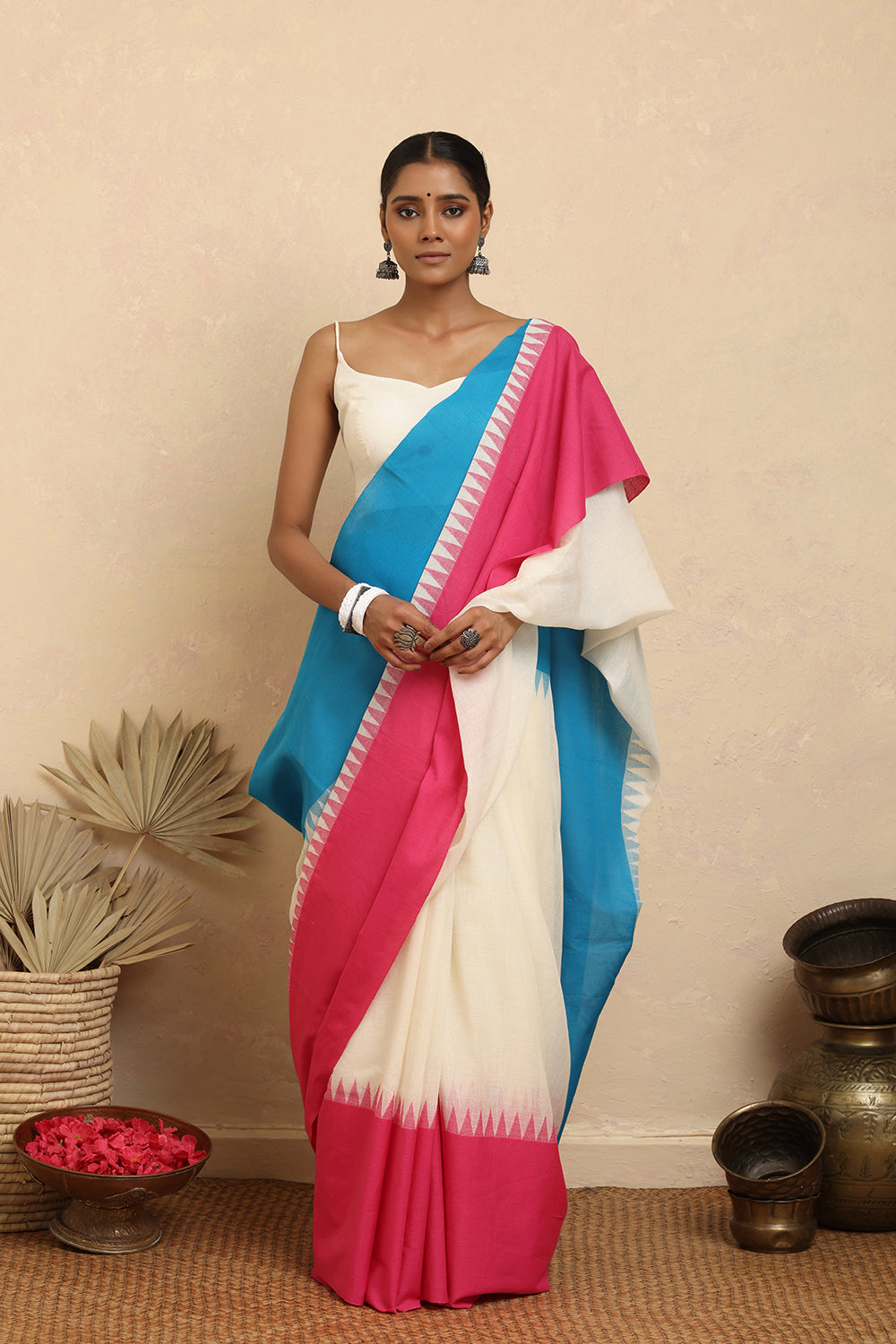 Handloom Firozi & Pink Pure Cotton Jamdani Saree