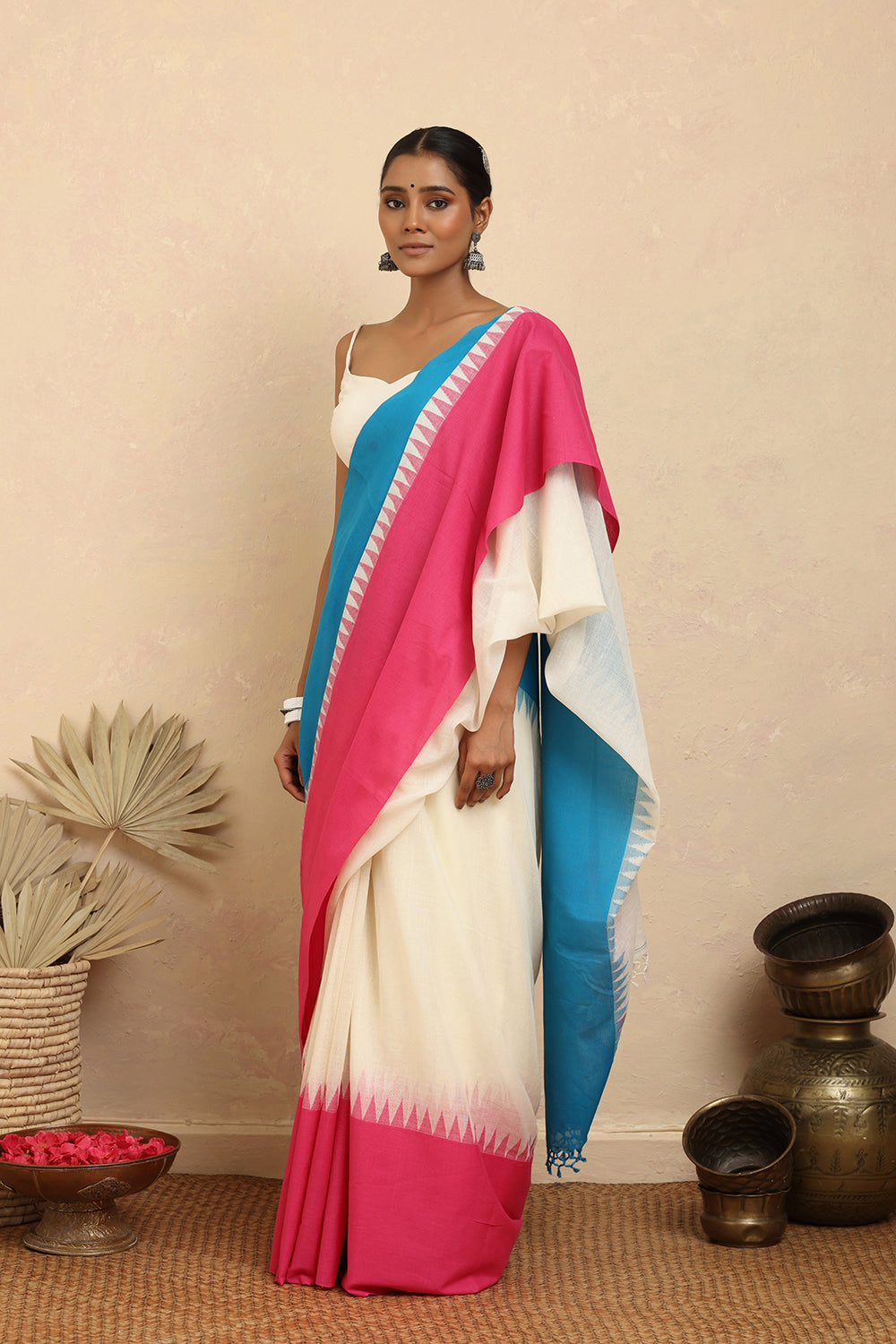 Handloom Firozi & Pink Pure Cotton Jamdani Saree