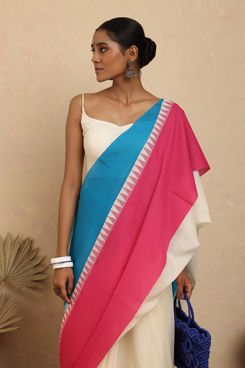 Handloom Firozi & Pink Pure Cotton Jamdani Saree