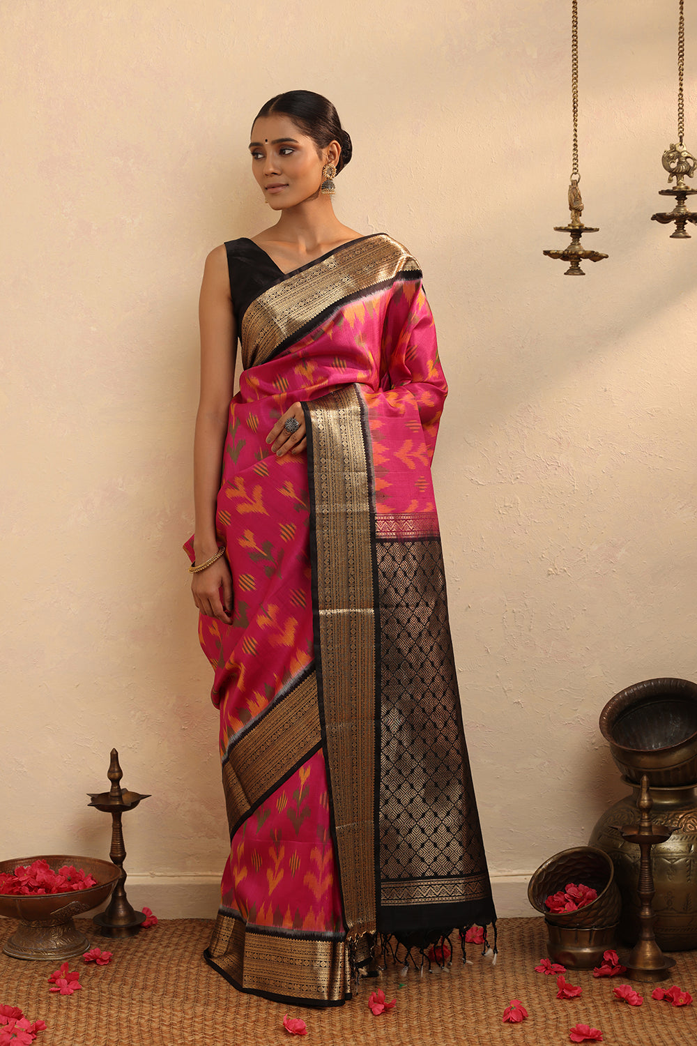 Handloom Pink Pure Silk Pochampally Saree With Zari Border