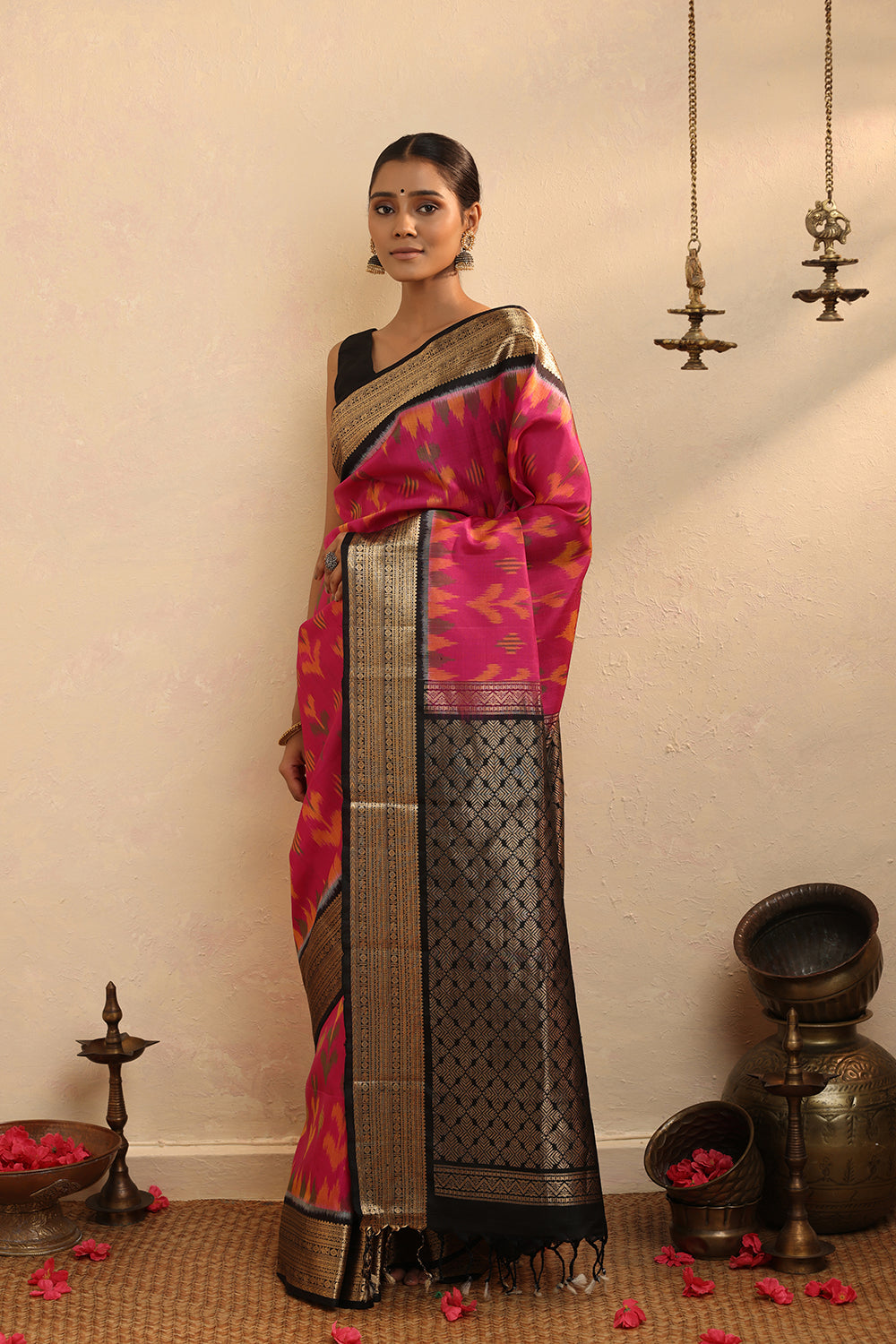 Handloom Pink Pure Silk Pochampally Saree With Zari Border