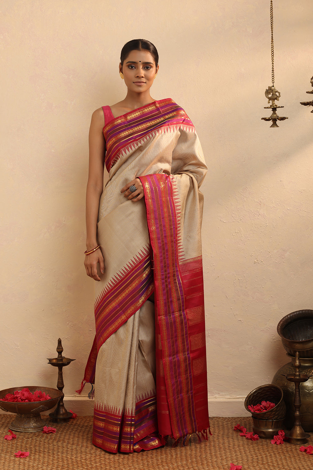 Handloom Cream Checks Pure Silk  Kanchi Contemporary Saree