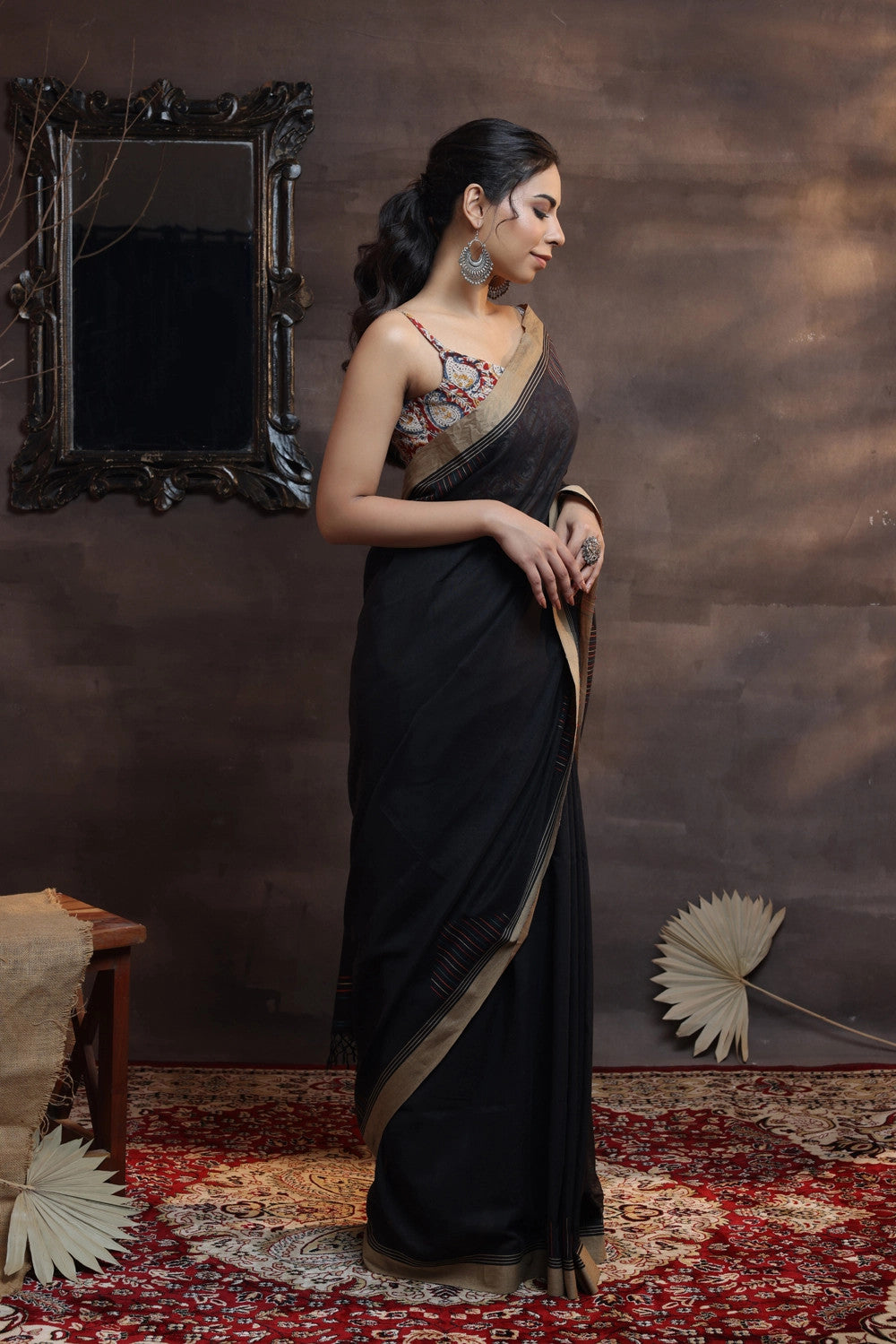 Handloom Black Soft Cotton Saree With Beige Border