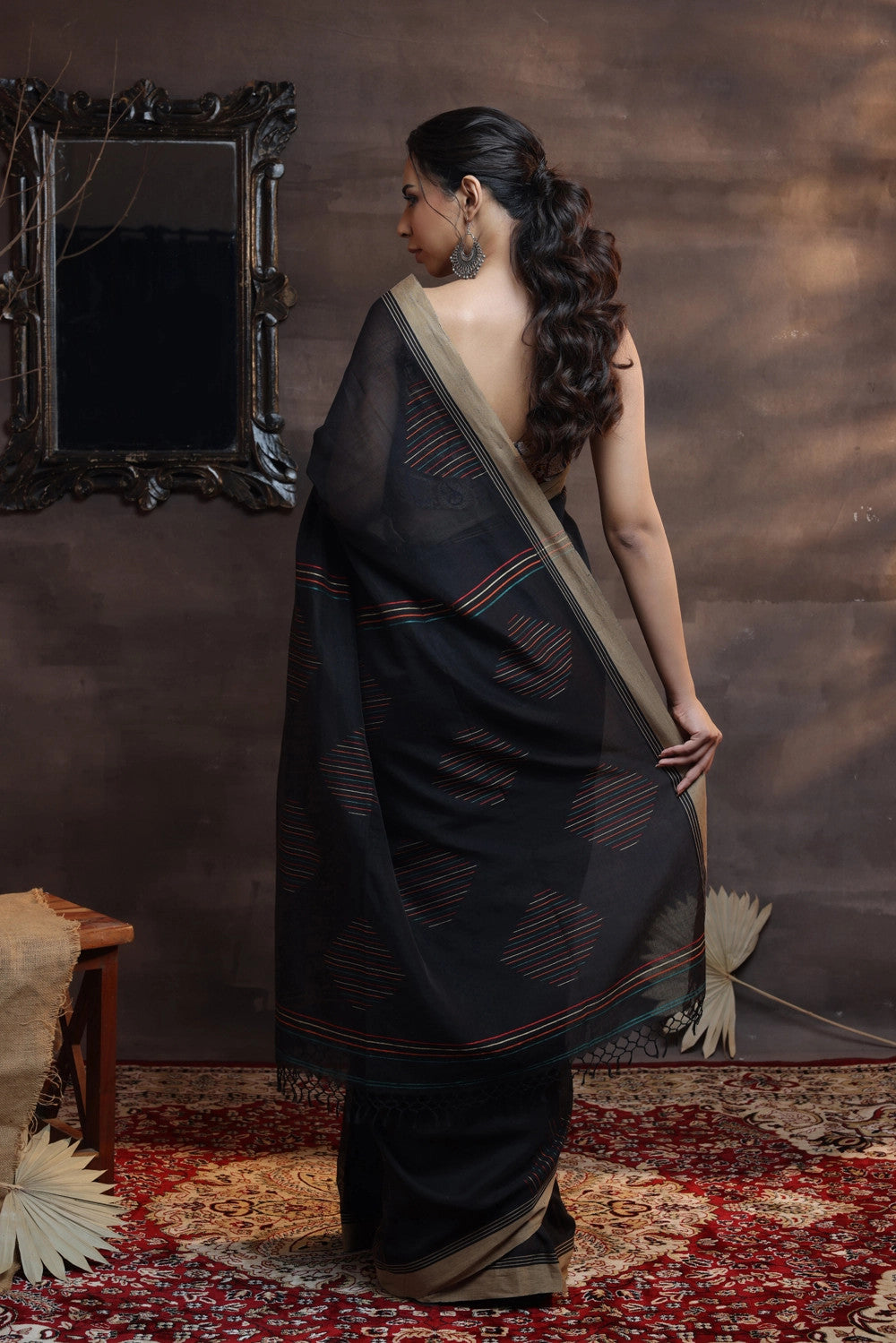 Handloom Black Soft Cotton Saree With Beige Border