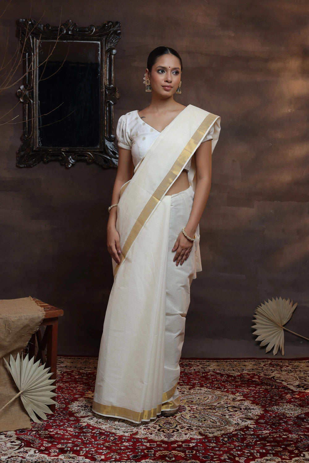 Handloom Off White Pure Cotton Kasavu Saree With Gold Zari Border