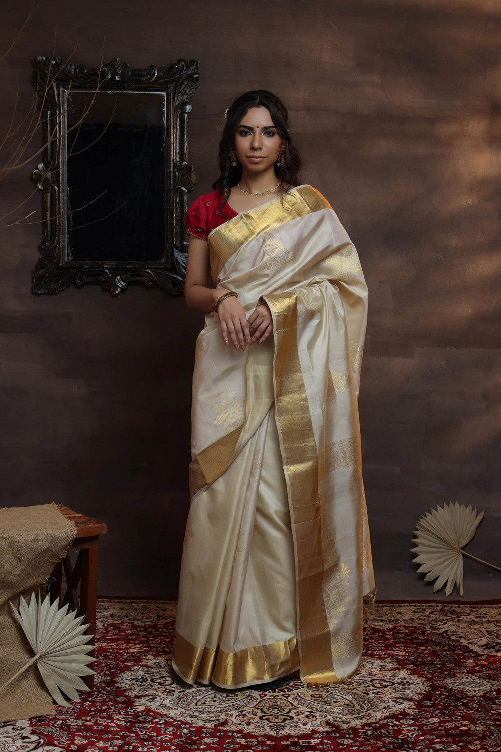 Kerela Kasavu Silk Saree in Cream : SNGA5382