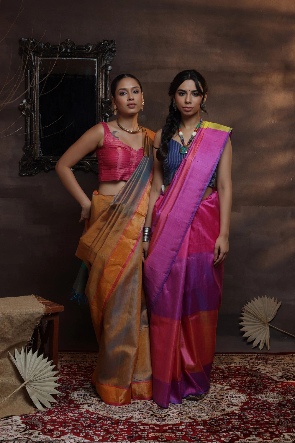 Handloom Gold Duo Tone Pure Silk Saree With Contrasting Border And Pallu