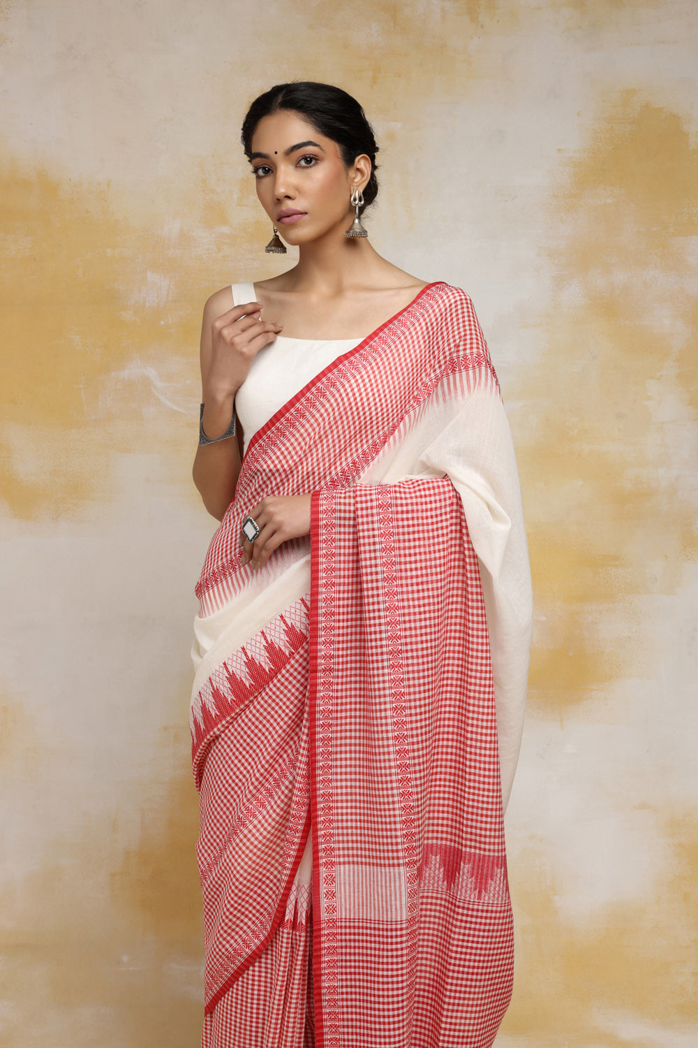 Buy Red Natural Silk Printed Gingham Checks And Floral Saree For Women by  Shivani Bhargava Online at Aza Fashions.