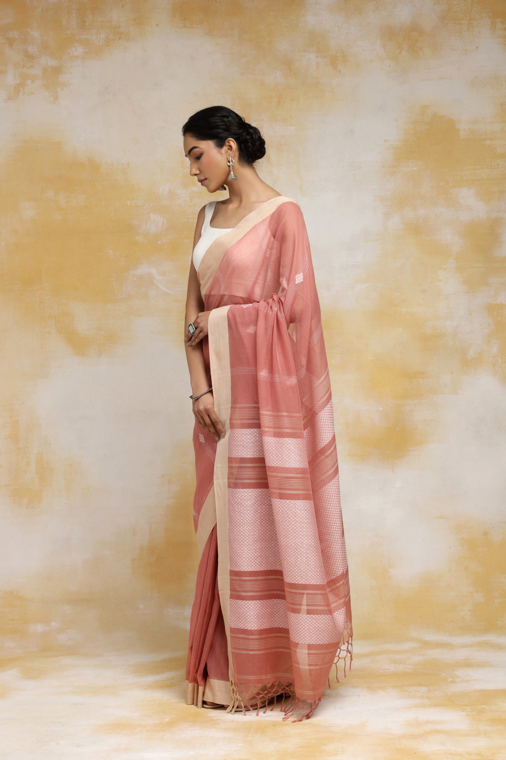 Buy Peach Cotton Saree online-Karagiri – Karagiri Global