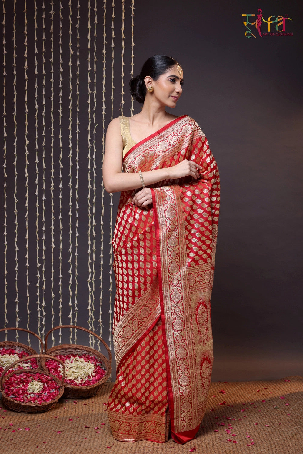 Handloom Red Pure Silk Traditional Banarasi Saree With Gold Zari