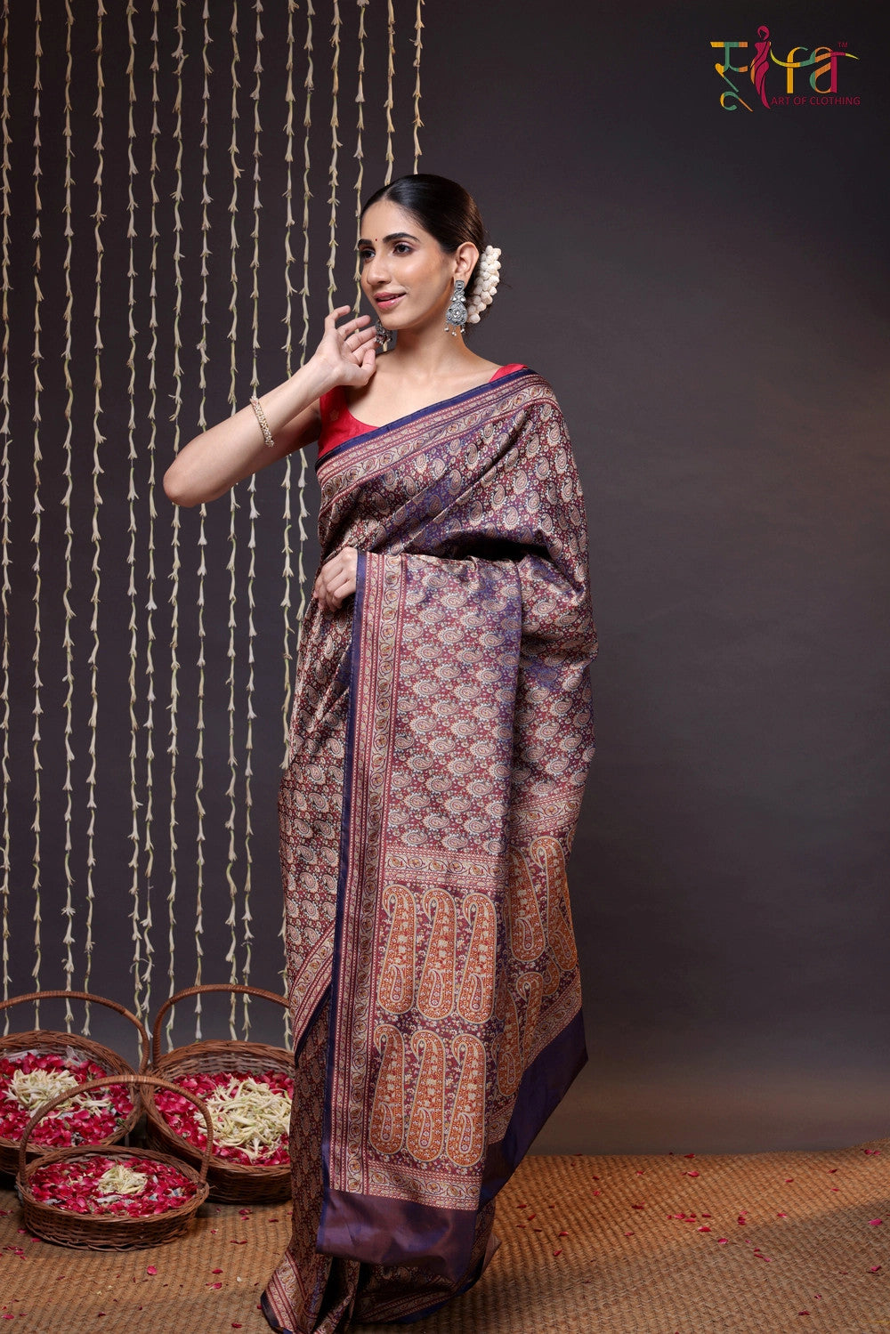 Dark purple handloom pure silk Tanchoi Banarasi saree