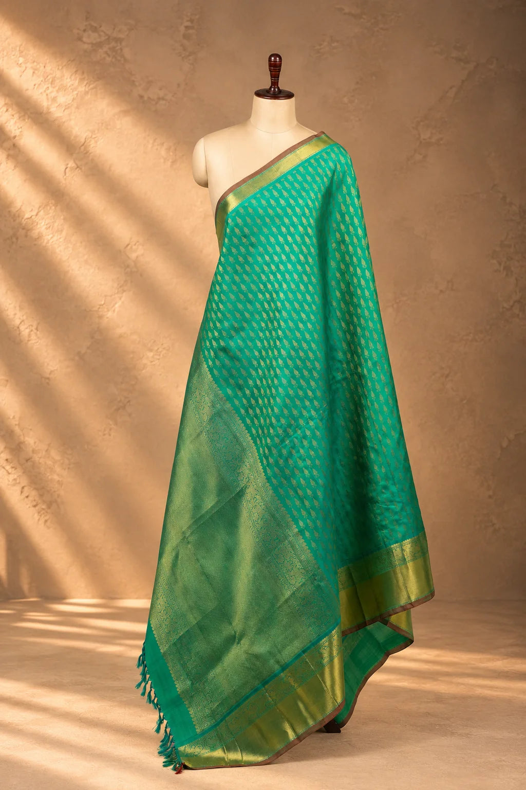 Sea Green Kanjivaram  Pure Silk Zari Leaf Dupatta-Sutra Art of Clothing