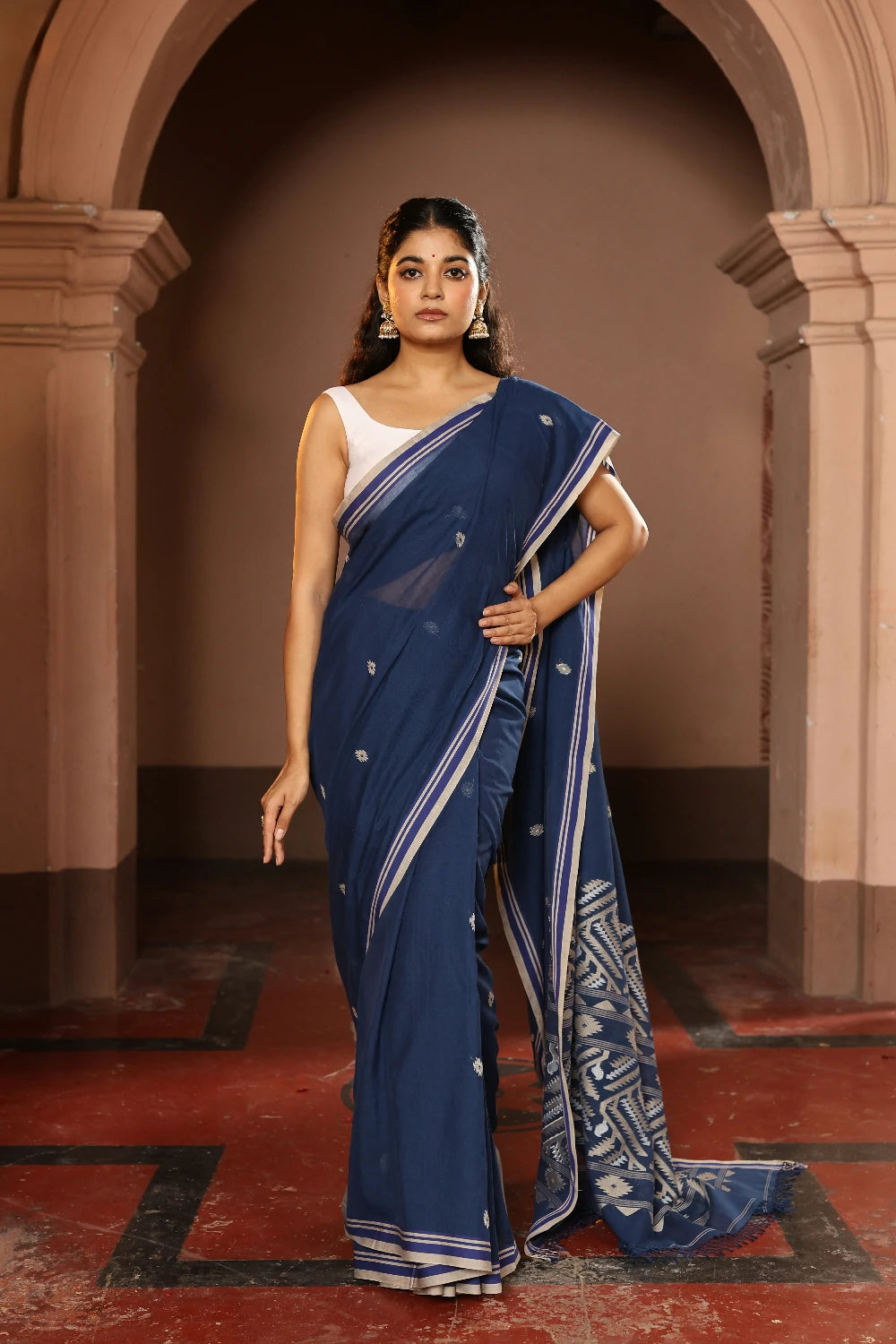 Handloom Navy Blue Pure Cotton Jamdani Saree