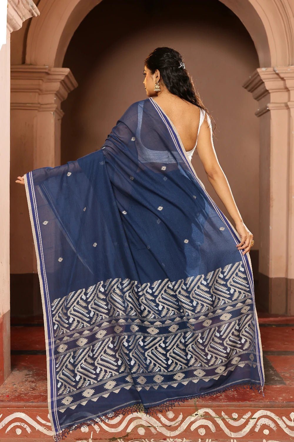 Handloom Navy Blue Pure Cotton Jamdani Saree
