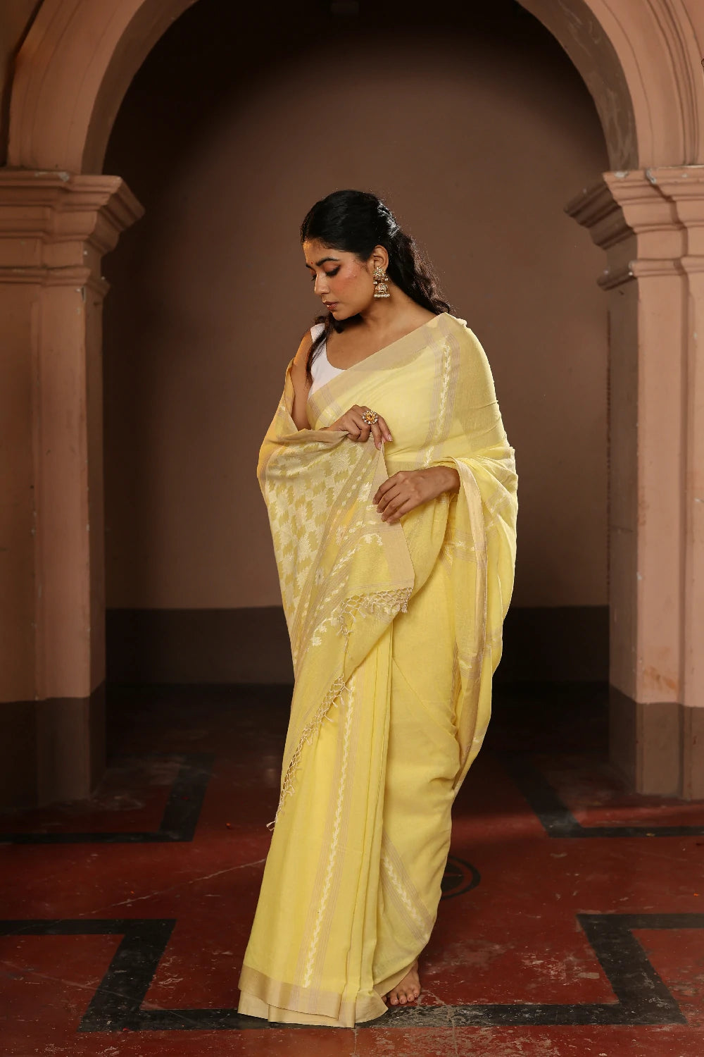 Handloom Lemon Yellow Pure Cotton Jamdani Saree