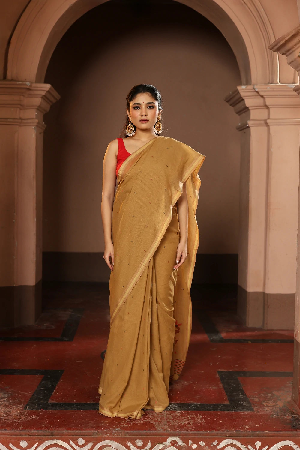 Handloom Peanut Brown Pure Cotton Jamdani Saree