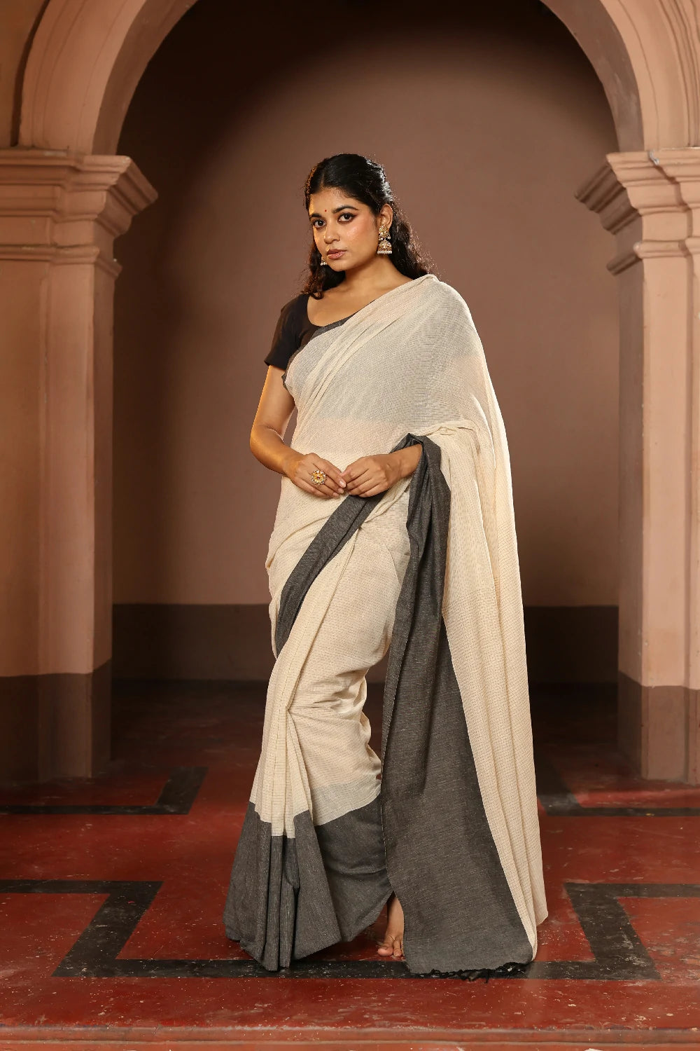 Handloom Off White Stripes Pure Cotton Saree with Grey Border